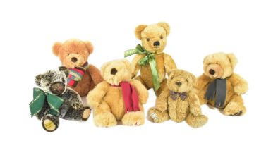 TEDDY BEARS - COLLECTION OF SOFT TOY TEDDY BEARS