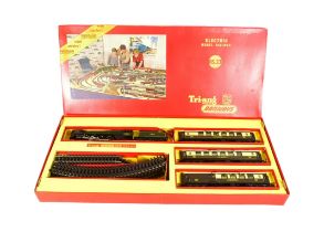 MODEL RAILWAY - VINTAGE TRIANG ELECTRIC TRAINSET