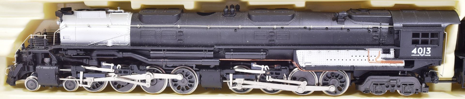 RIVAROSSI OO GAUGE MODEL RAILWAY DIESEL TRAINSET LOCOMOTIVE - Image 2 of 6