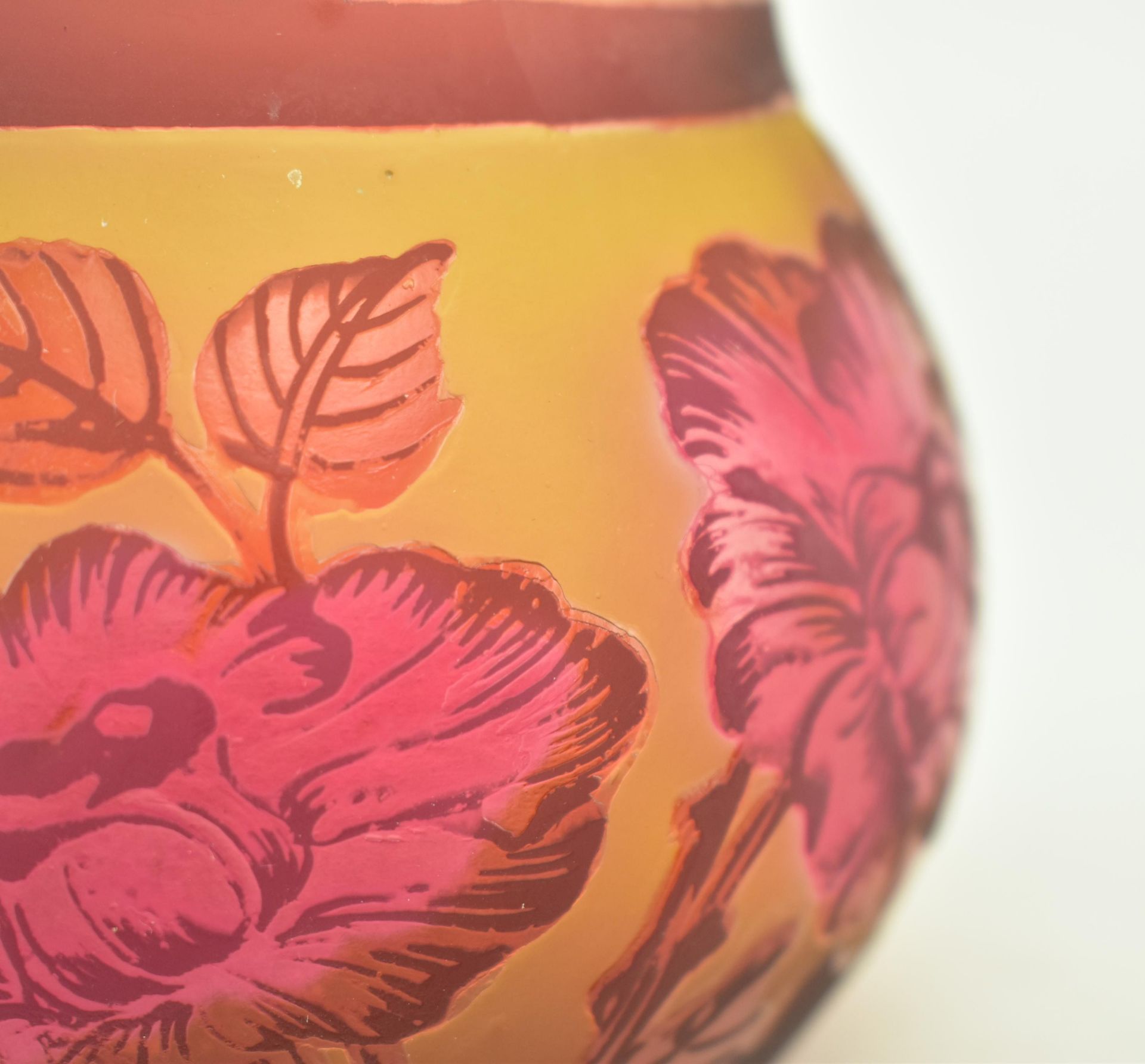 EMILE GALLE - ART NOUVEAU MULTI-LAYERED CAMEO GLASS VASE - Image 5 of 7