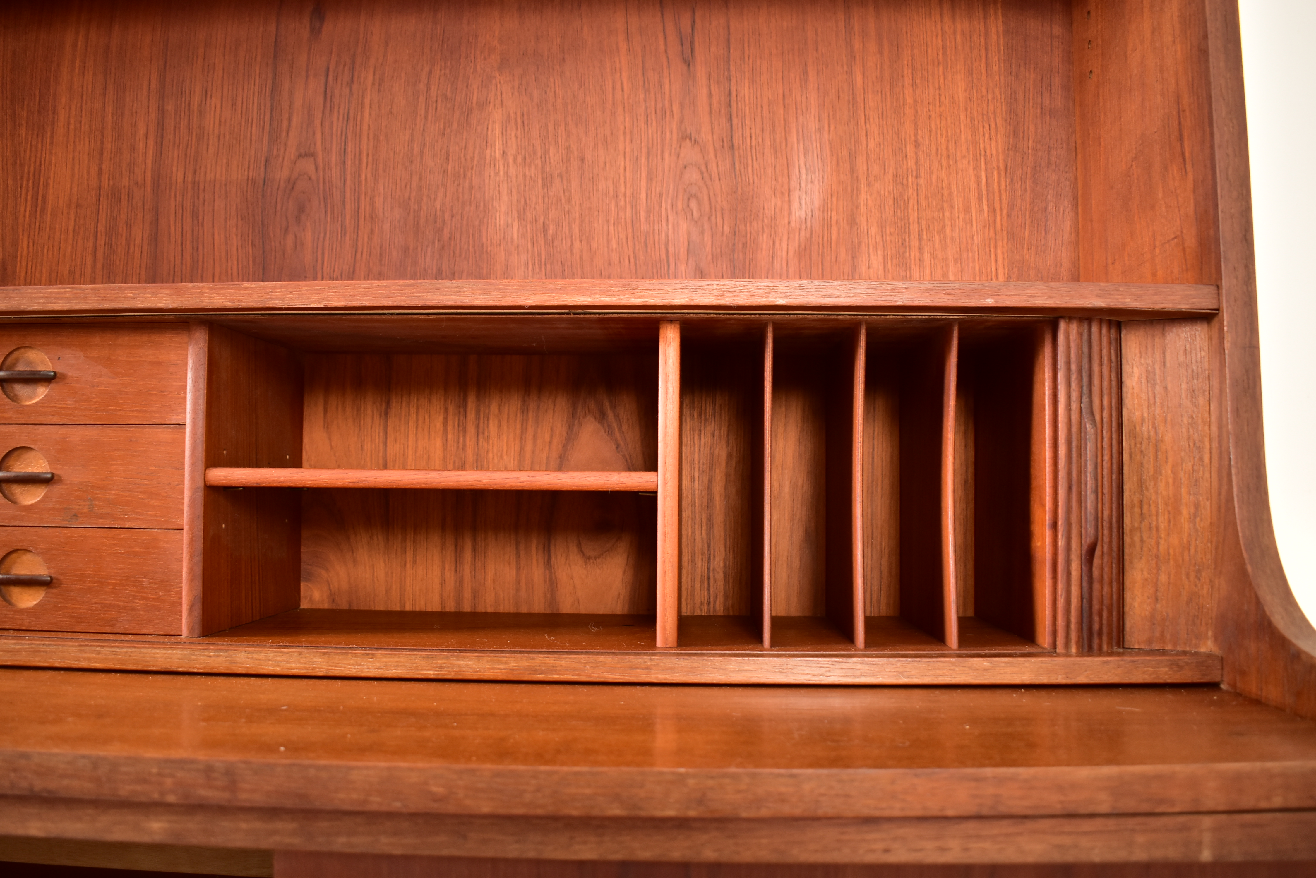 BORGE MOGENSEN - RETRO TEAK DANISH SECRETAIRE BOOKCASE - Image 2 of 5