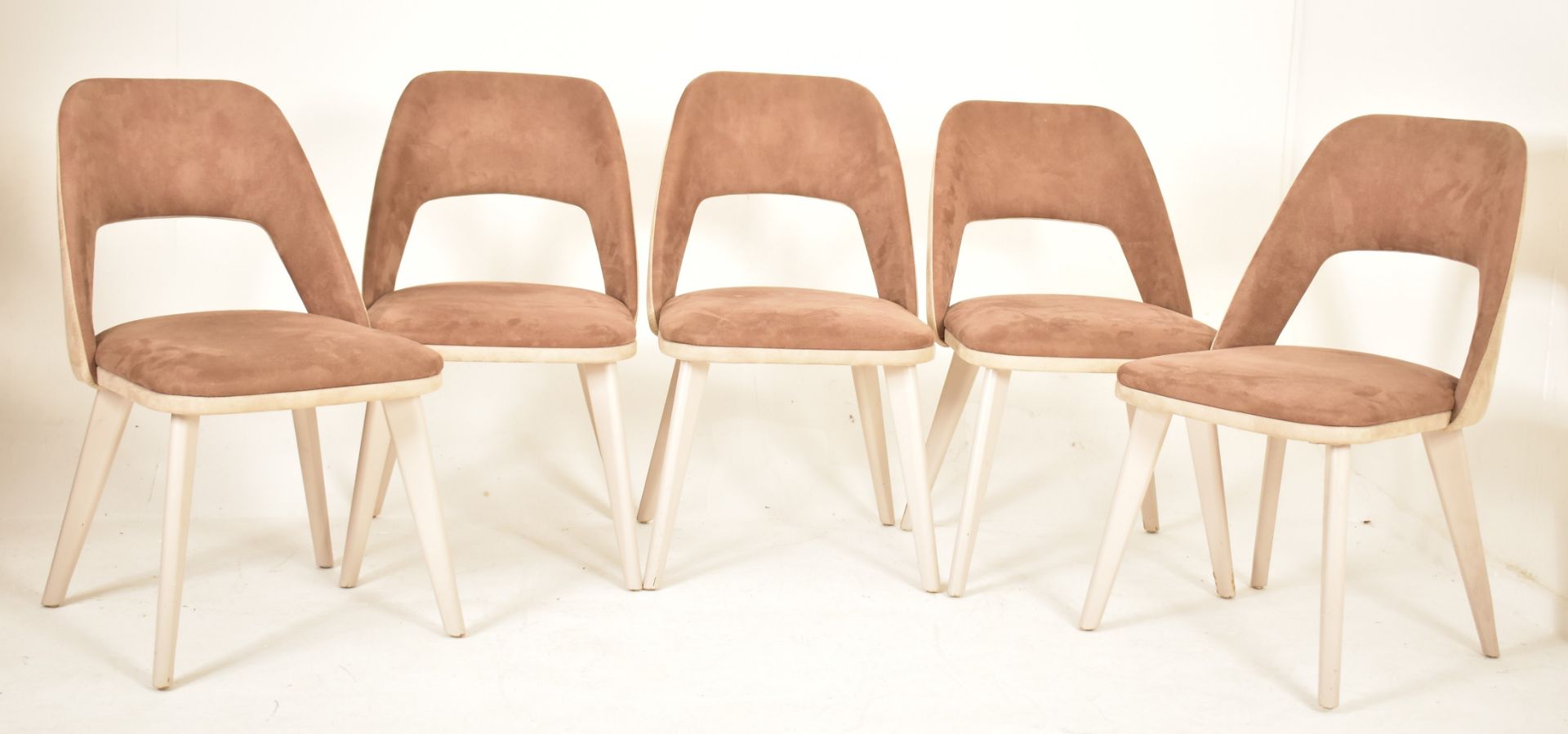 TEN CONTEMPORARY HIGH END DESIGN SUEDE DINING CHAIRS - Image 3 of 6