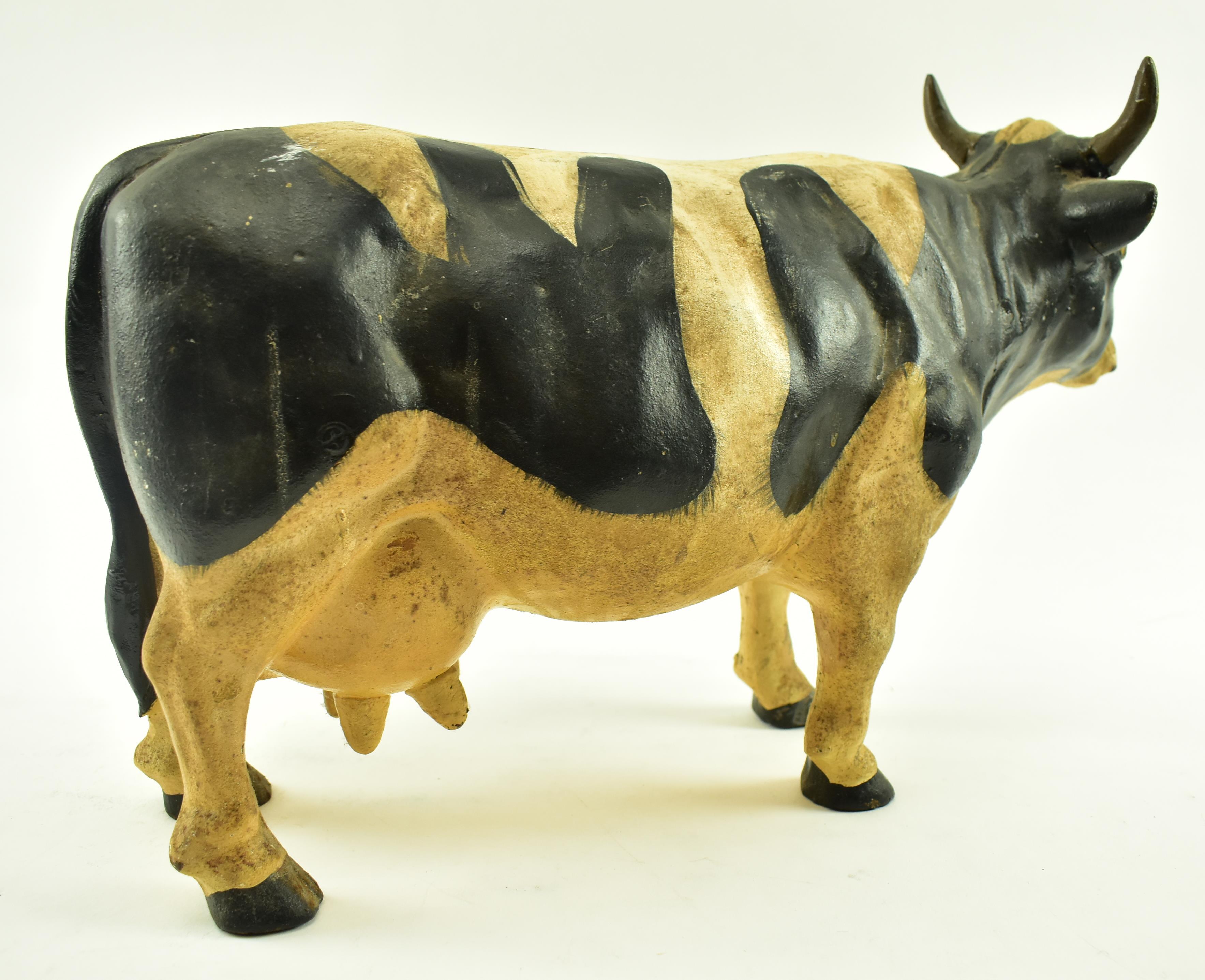 LARGE CONTEMPORARY HEAVY CAST IRON MODEL OF A COW - Image 7 of 11