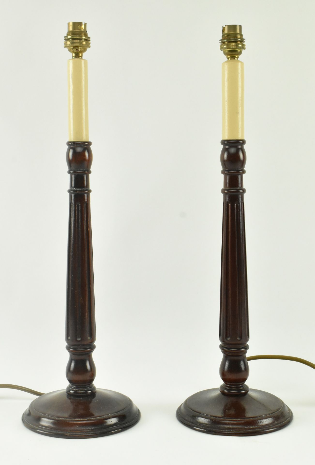 PAIR OF CONTEMPORARY NEO-CLASSICAL STYLE COLUMN DESK LAMPS