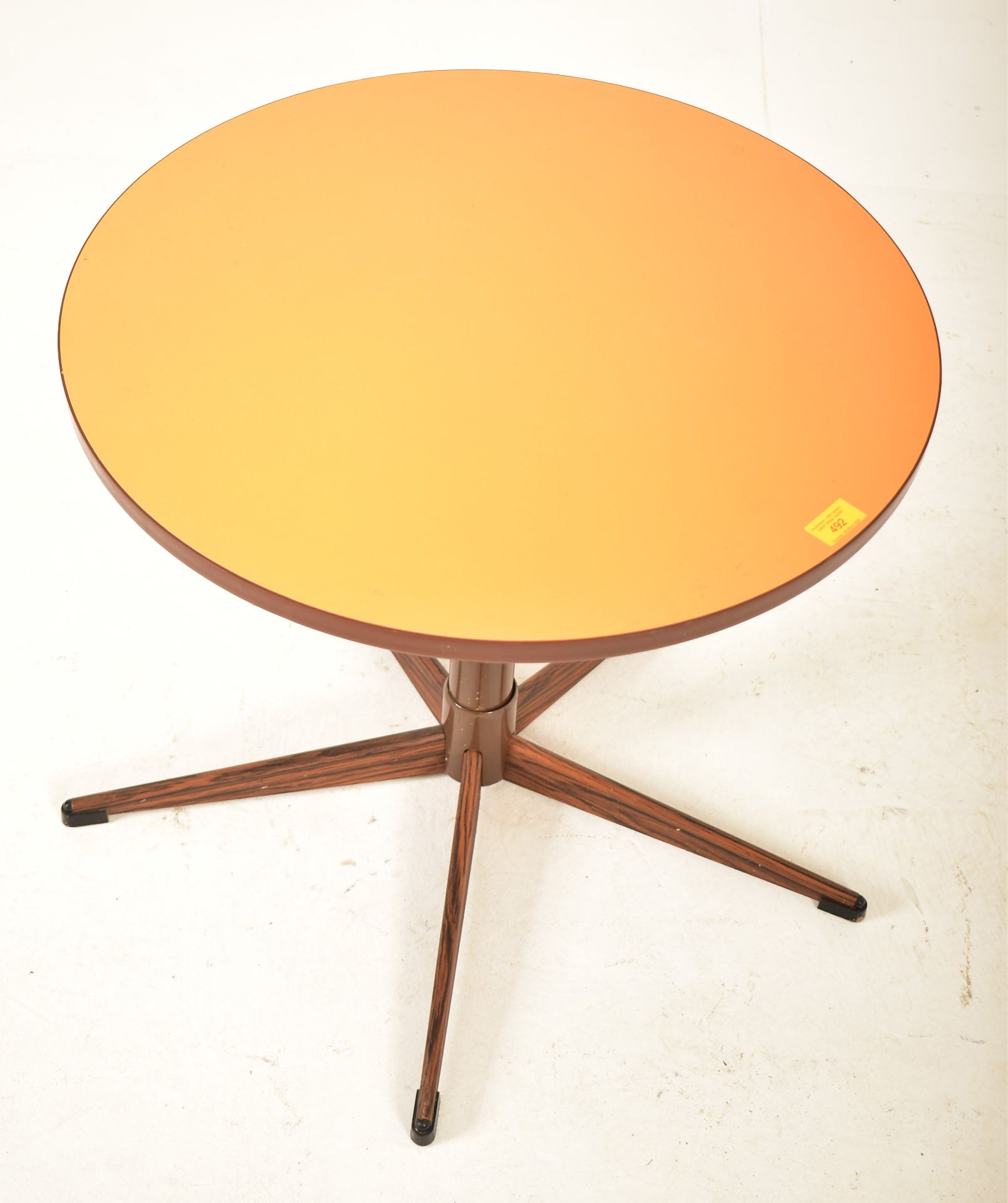 MID CENTURY SPACE AGE ATOMIC OCCASIONAL TABLE - Bild 2 aus 3