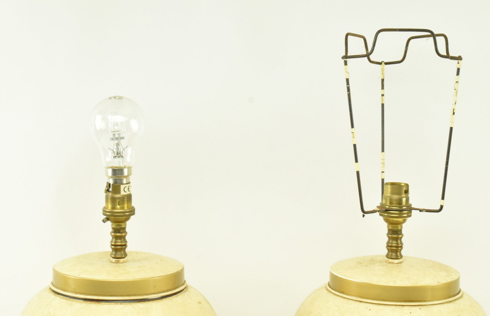 TINDLE LIGHTING - PAIR OF CONTEMPORARY TOLE DESK LAMPS - Image 3 of 6