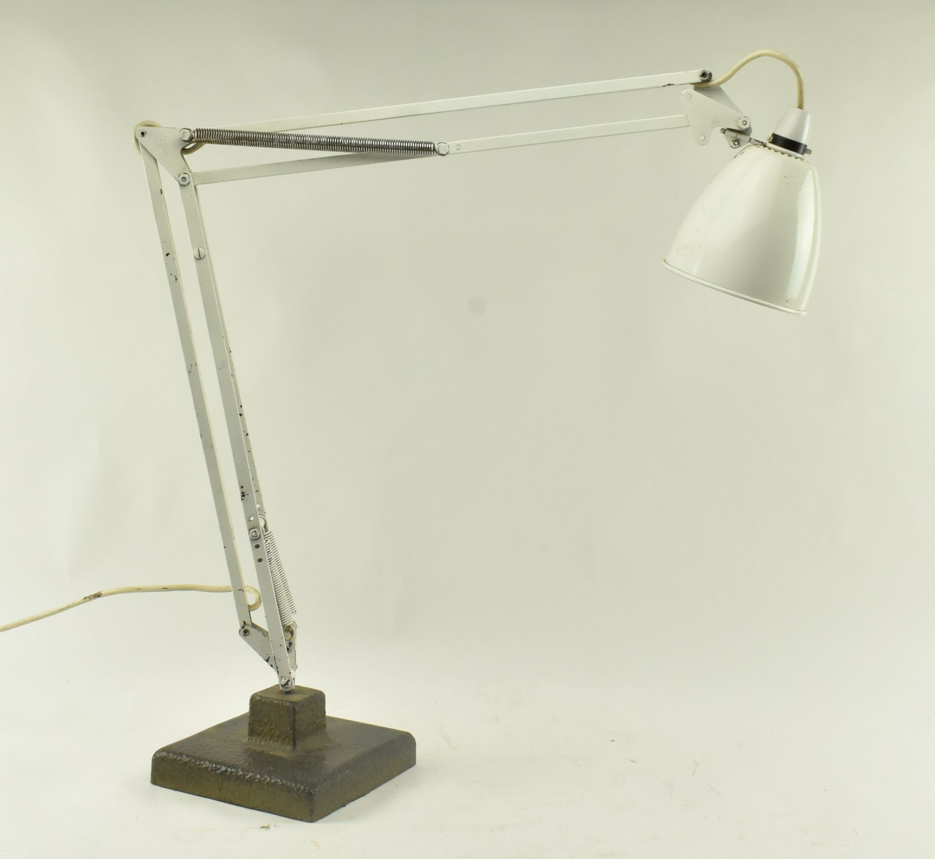 RETRO 20TH CENTURY WHITE ANGLEPOISE DESK LAMP