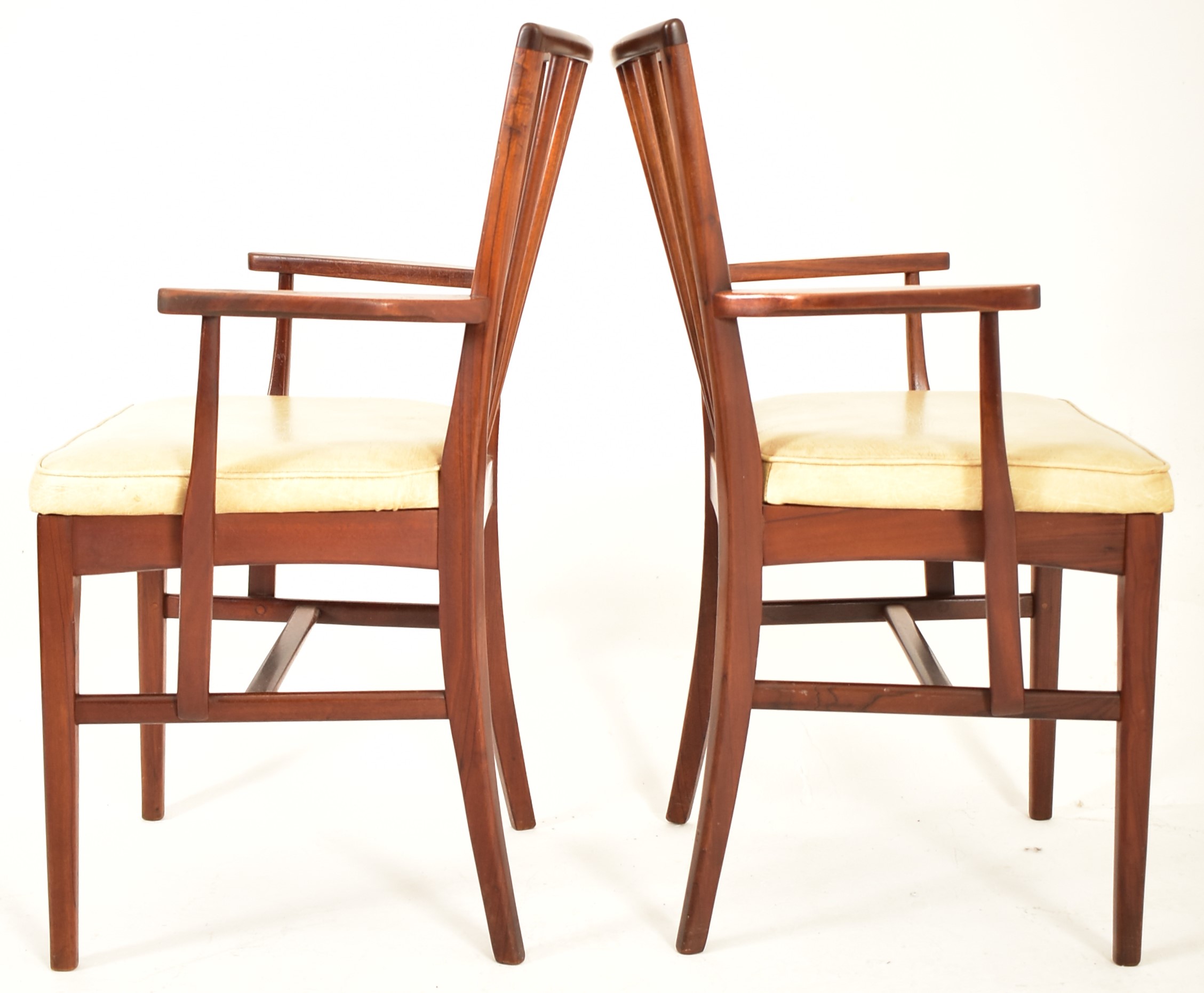 YOUNGERS - MID CENTURY TEAK DINING TABLE AND SIX CHAIRS - Image 6 of 9