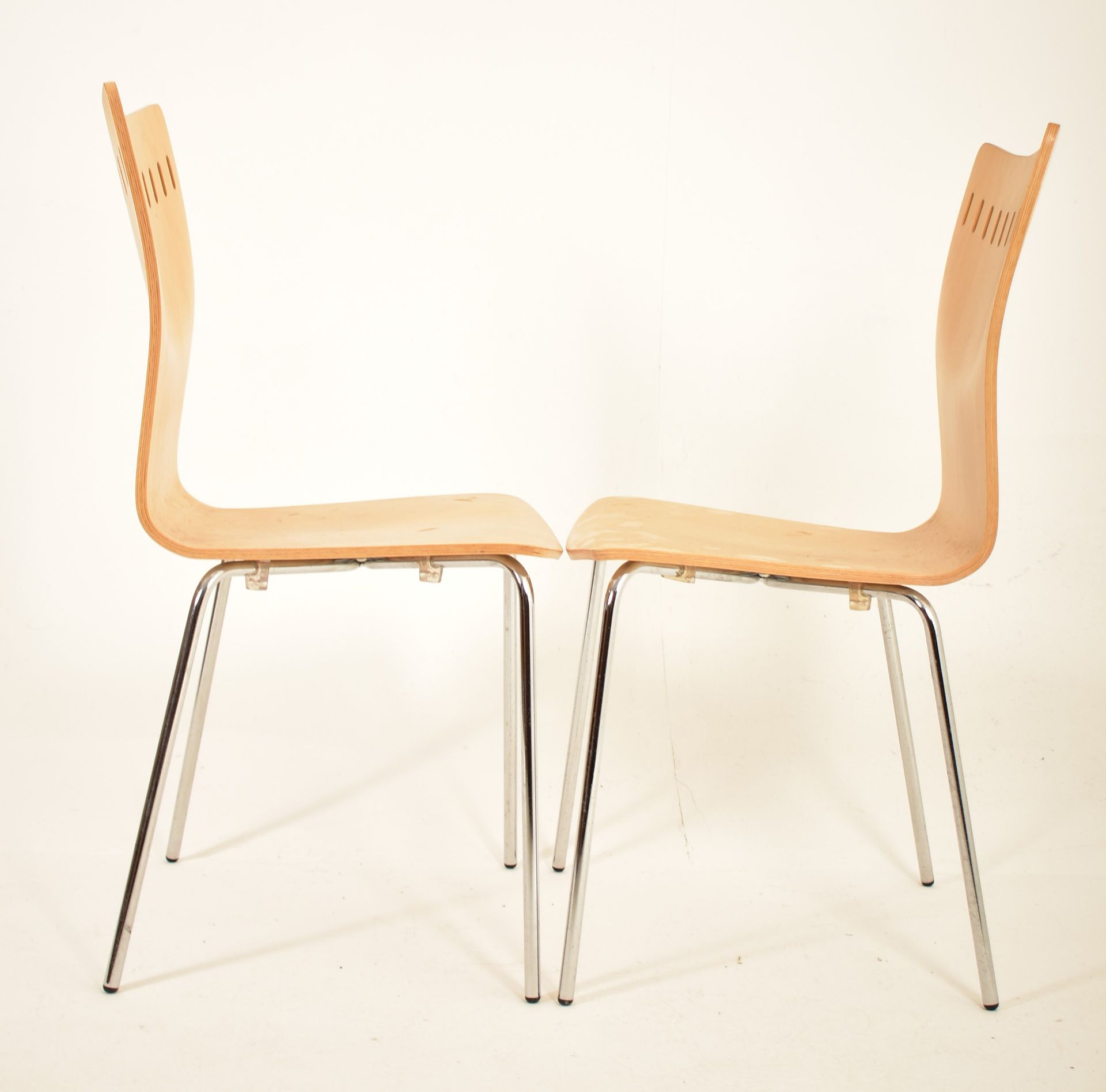 MATCHING SET OF EIGHT PLYWOOD STACKING DINING CHAIRS - Image 4 of 5