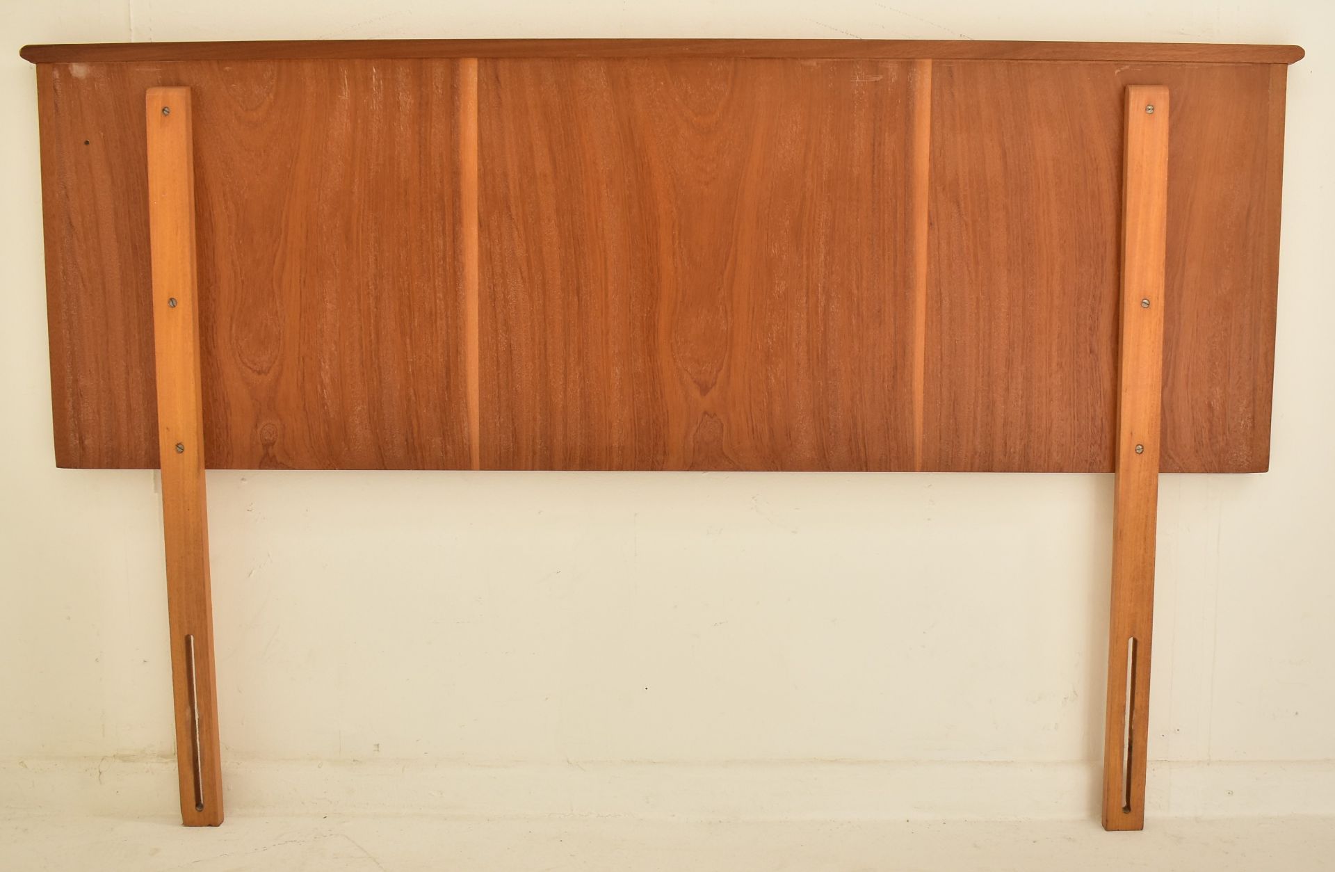 ALFRED COX FOR AC FURNITURE - MID CENTURY WALNUT HEADBOARD - Image 5 of 5