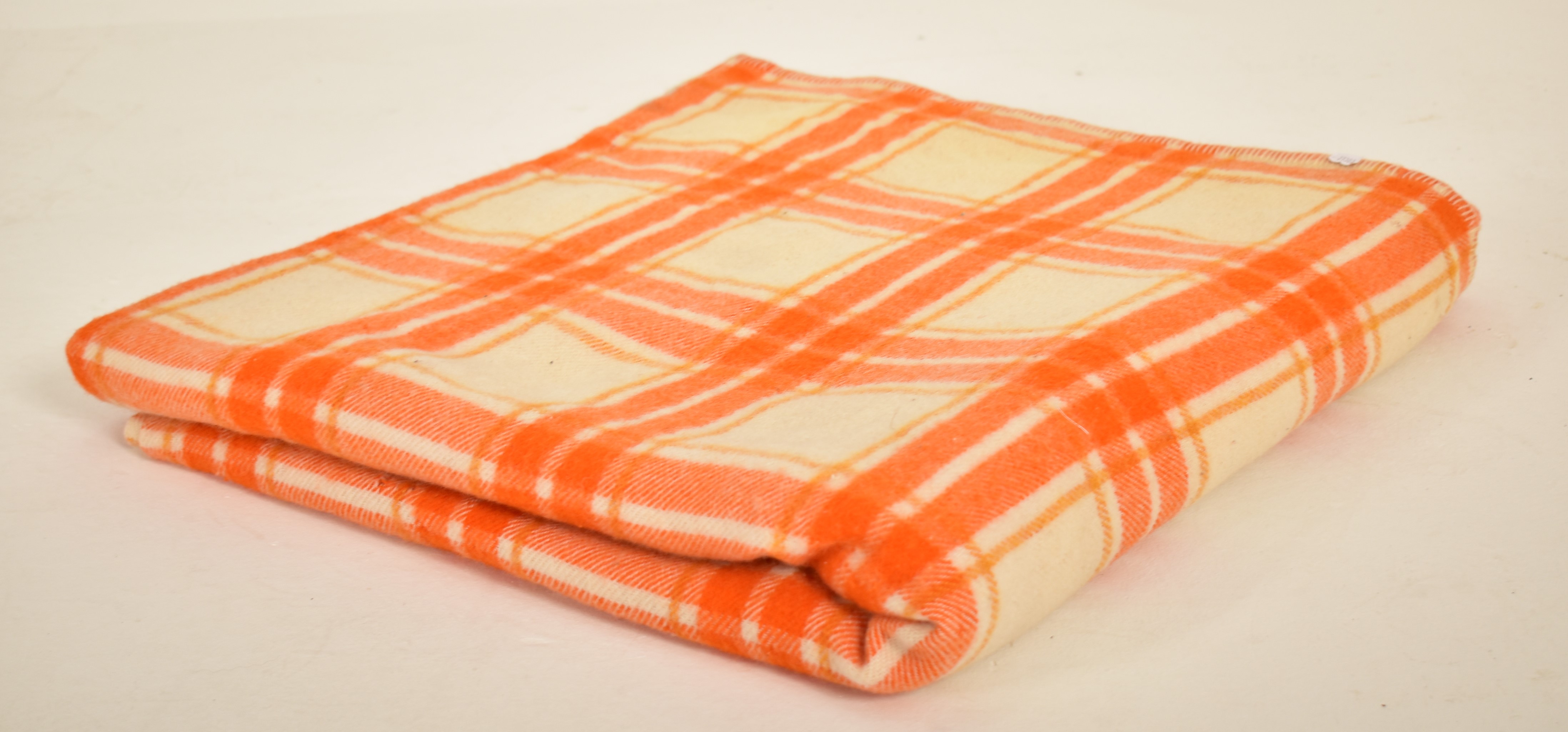 MEIRION MILL LTD - 20TH CENTURY HAND MADE WELSH BLANKET