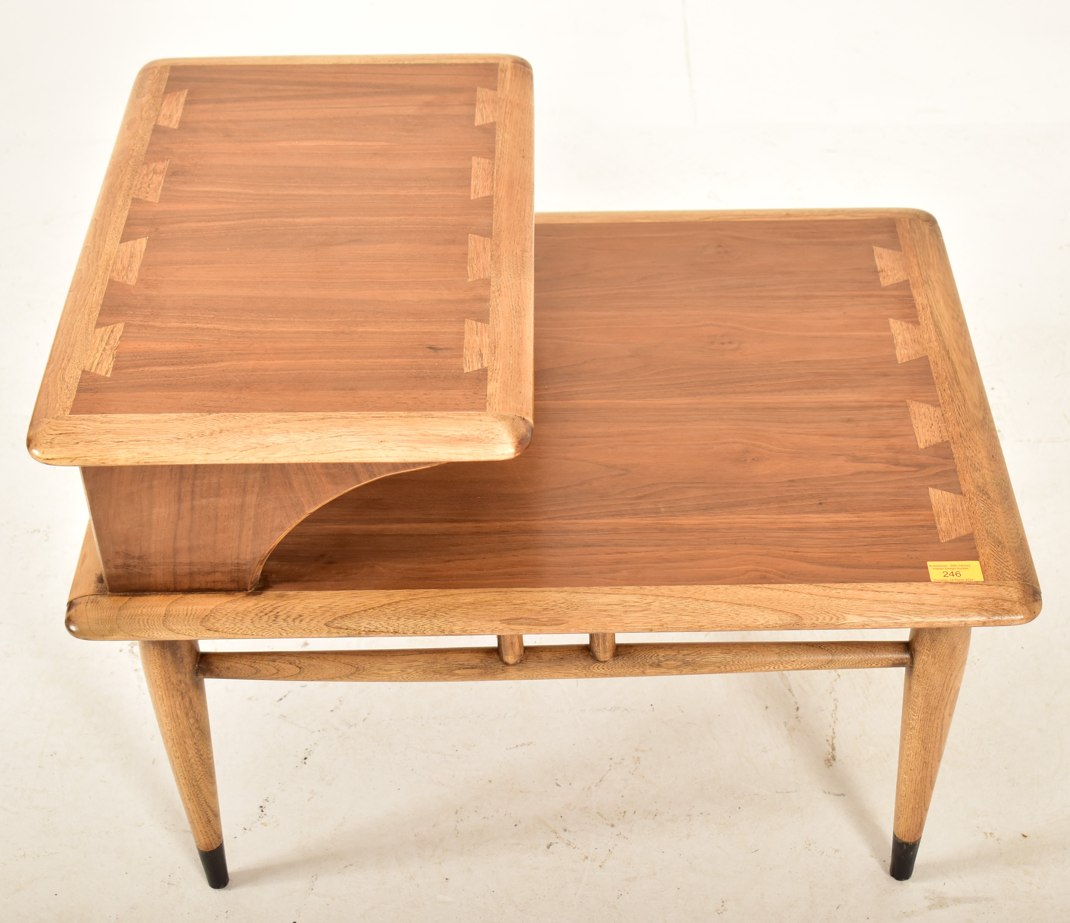 LANE ALTAVISTA - AMERICAN DESIGNER TEAK AND WALNUT TABLE - Image 2 of 6