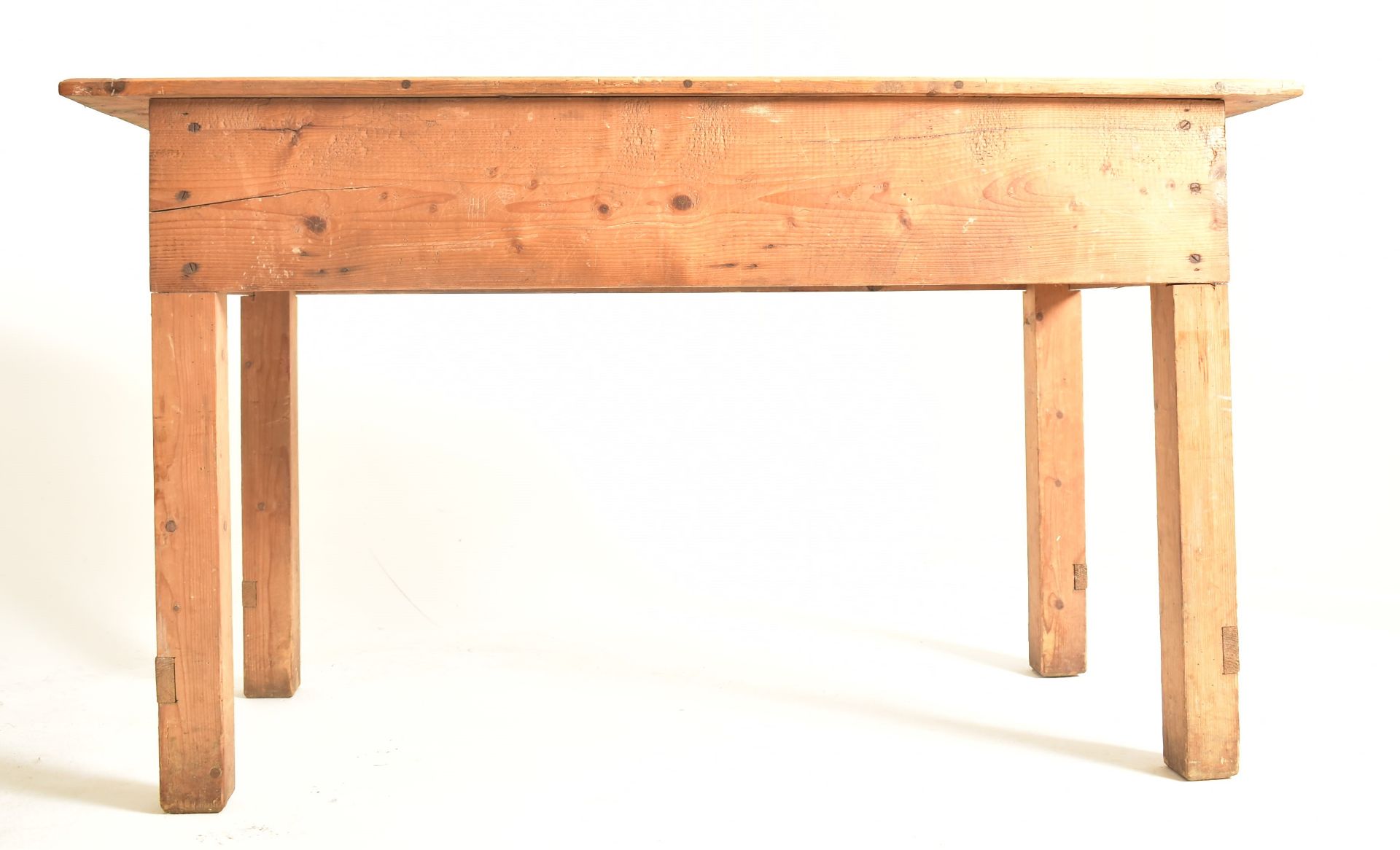 TALL 20TH CENTURY PINE WOOD WORK KITCHEN TABLE - Bild 9 aus 9