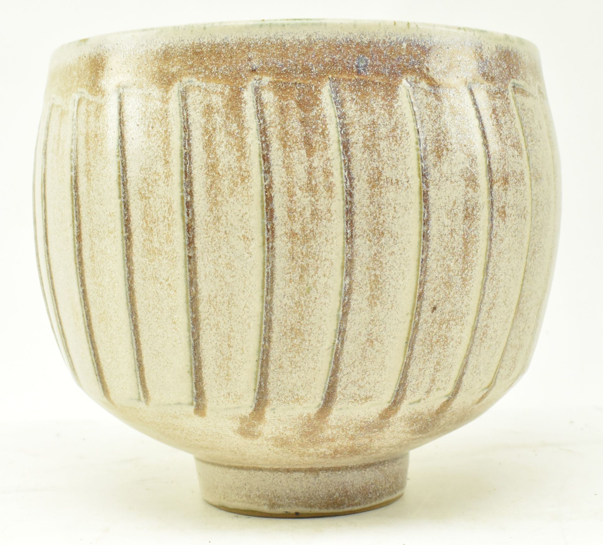 DAVID LEACH (1911-2005) - 20TH CENTURY STUDIO POTTERY VASE - Image 2 of 7