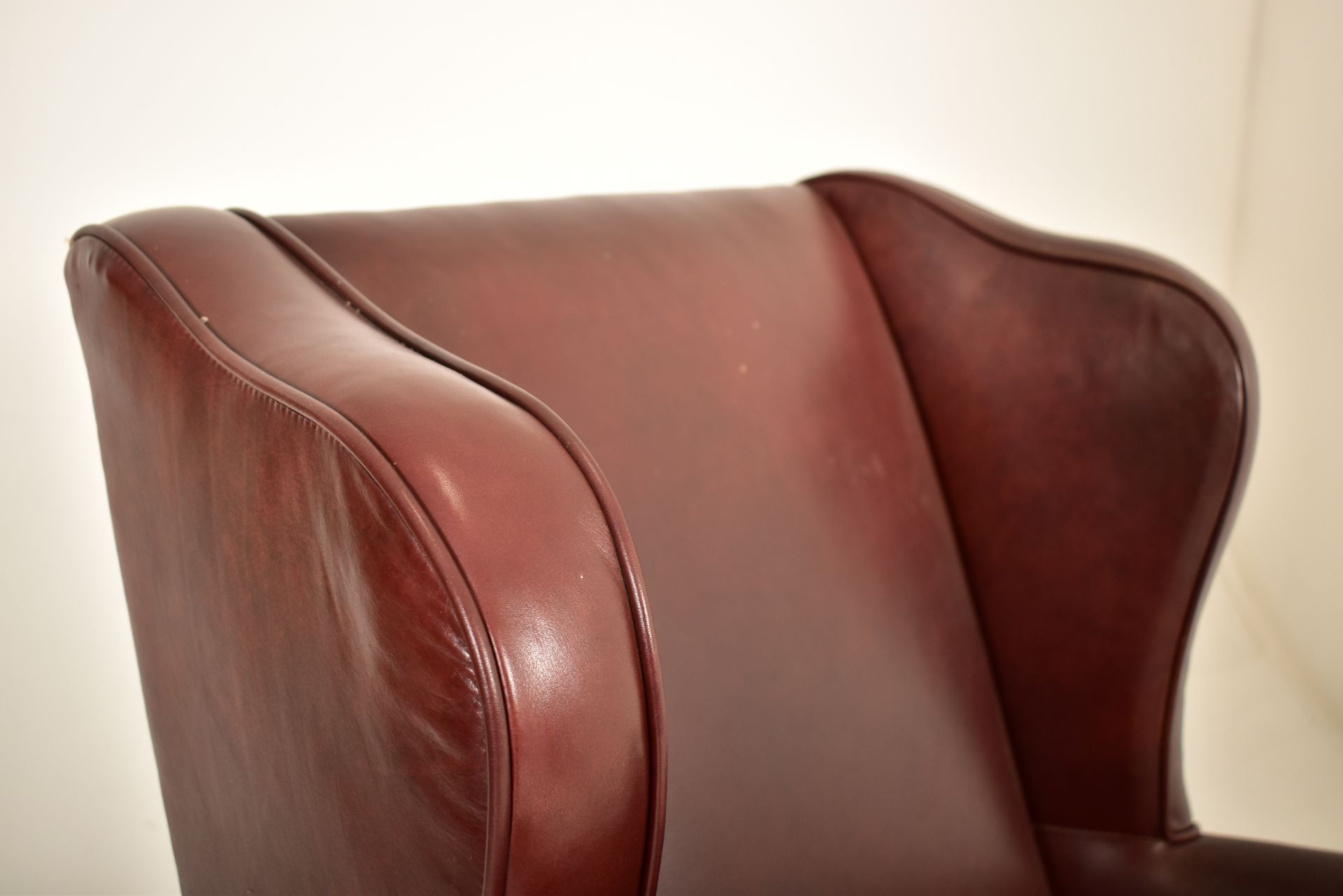 20TH CENTURY QUEEN ANNE REVIVAL WINGBACK ARMCHAIR - Image 3 of 5