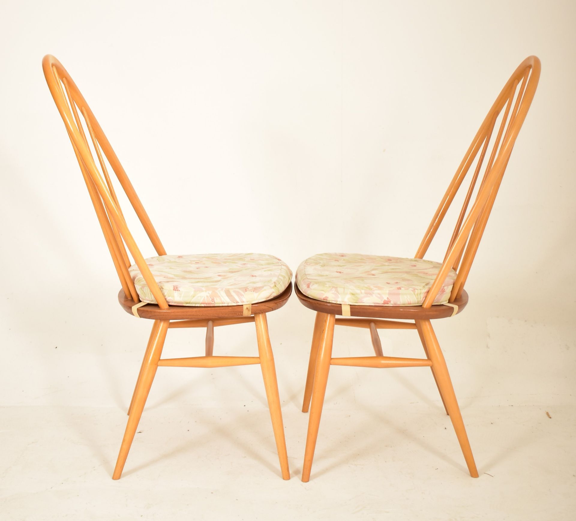 ERCOL - MID CENTURY BLONDE BEECH ELM DINING SUITE - Image 8 of 10