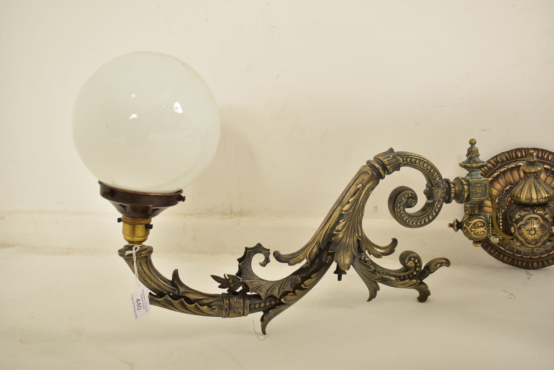FRENCH ART NOUVEAU CAST METAL TWIN ARM WALL SCONCE - Image 4 of 6