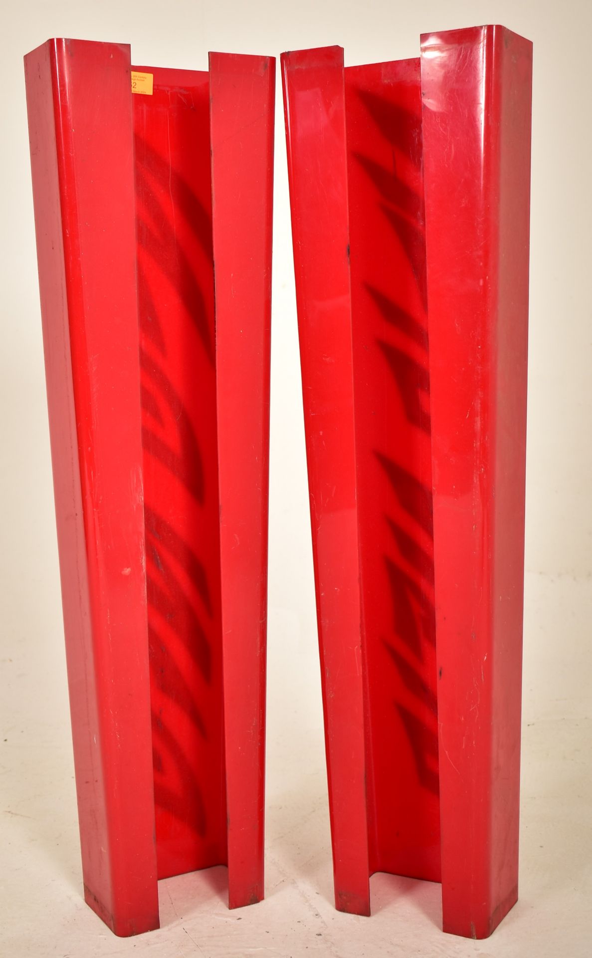 ZIG ZAG - PAIR OF 20TH CENTURY FAIRGROUND ACRYLIC UPRIGHTS - Bild 4 aus 4