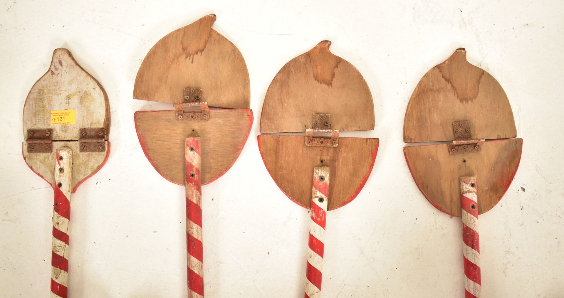 COCONUT SHY - SET OF FOUR VINTAGE FAIRGROUND TARGETS - Image 5 of 5