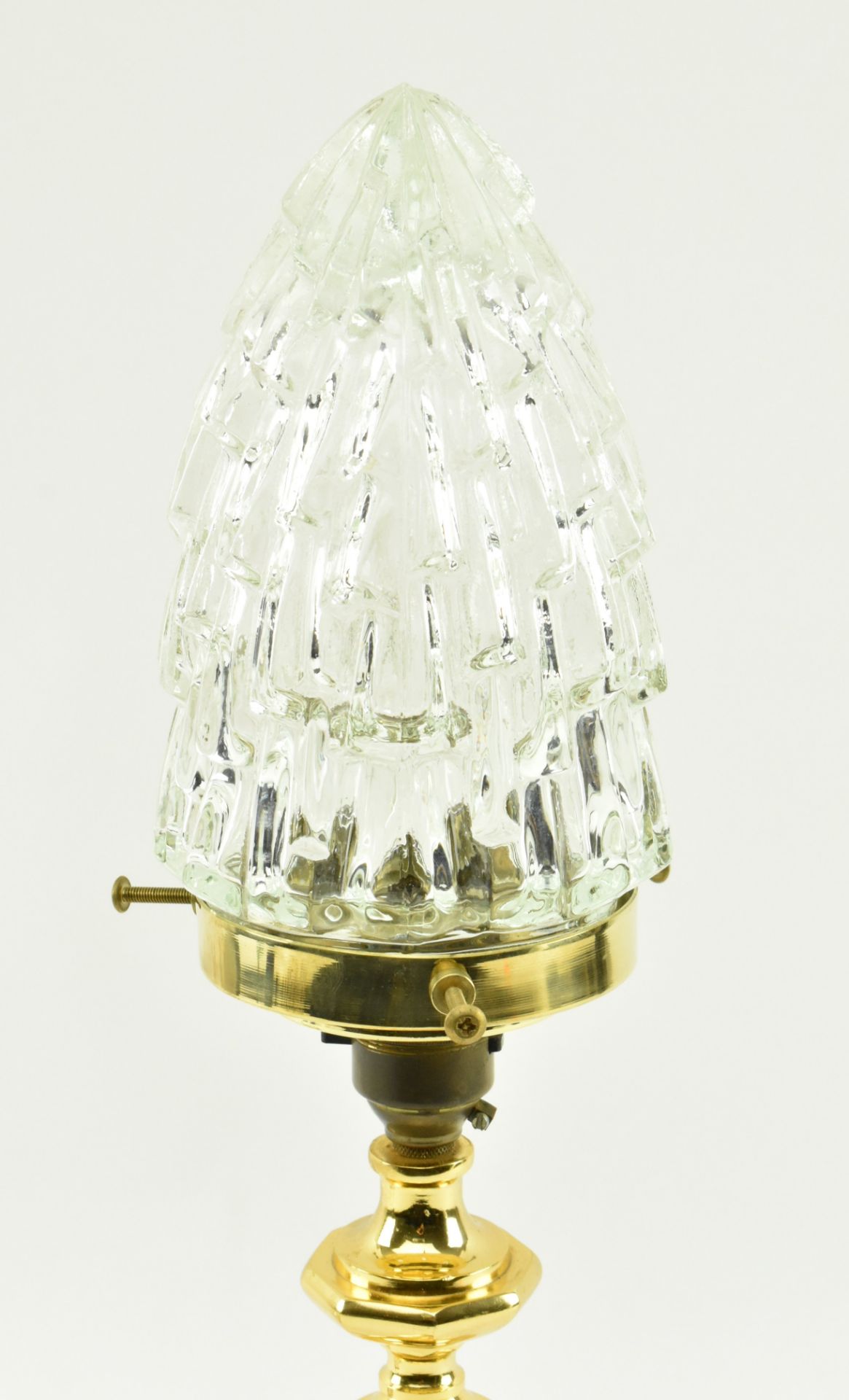 ART DECO STYLE GILT METAL & GLASS DESK TABLE LAMP - Image 2 of 5