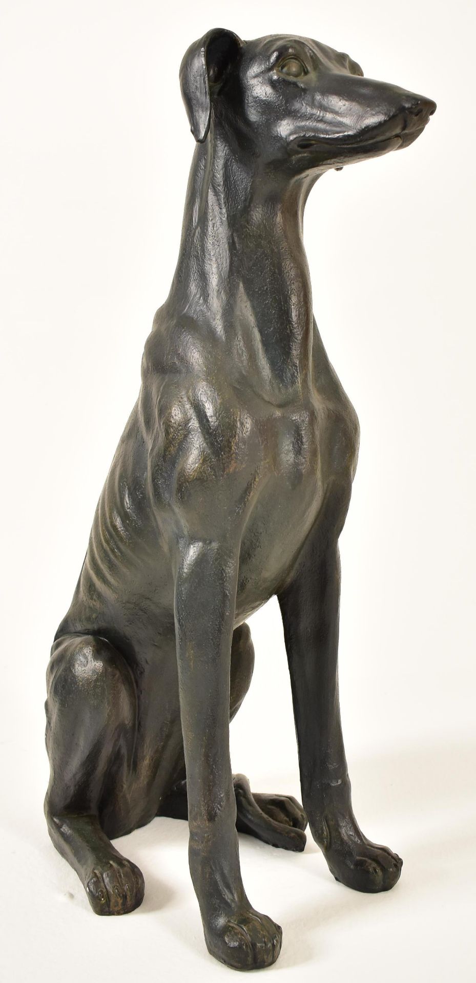 LARGE 20TH CENTURY ART DECO INFLUENCED RESIN GREYHOUND - Image 3 of 5