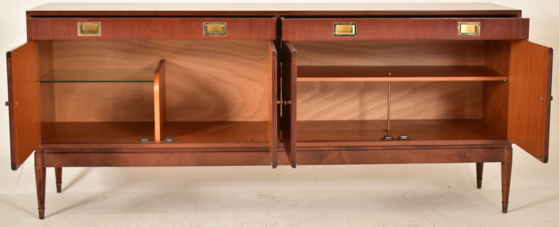 GREAVES & THOMAS - MID CENTURY MAHOGANY SIDEBOARD - Image 3 of 5