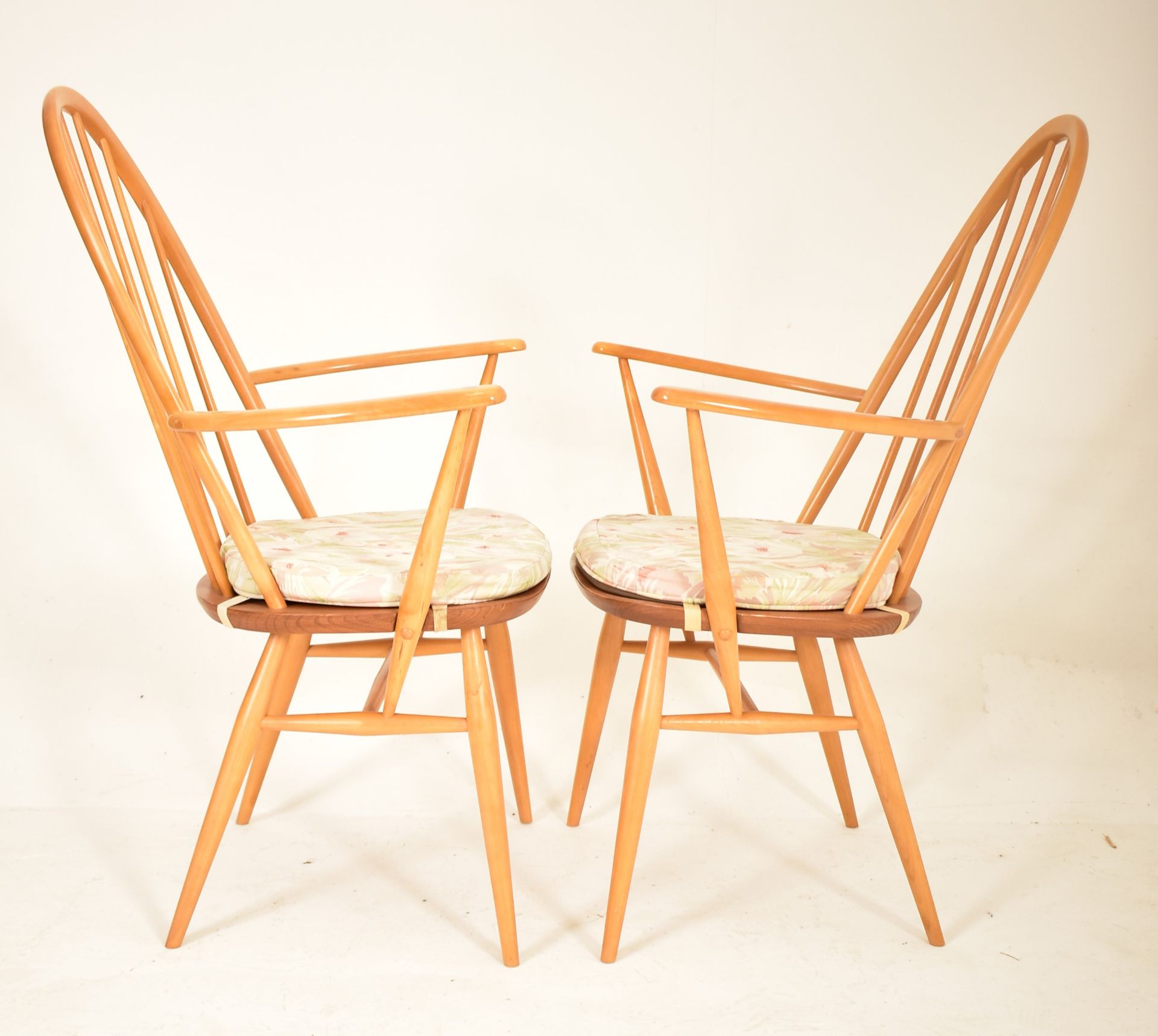 ERCOL - MID CENTURY BLONDE BEECH ELM DINING SUITE - Image 5 of 10
