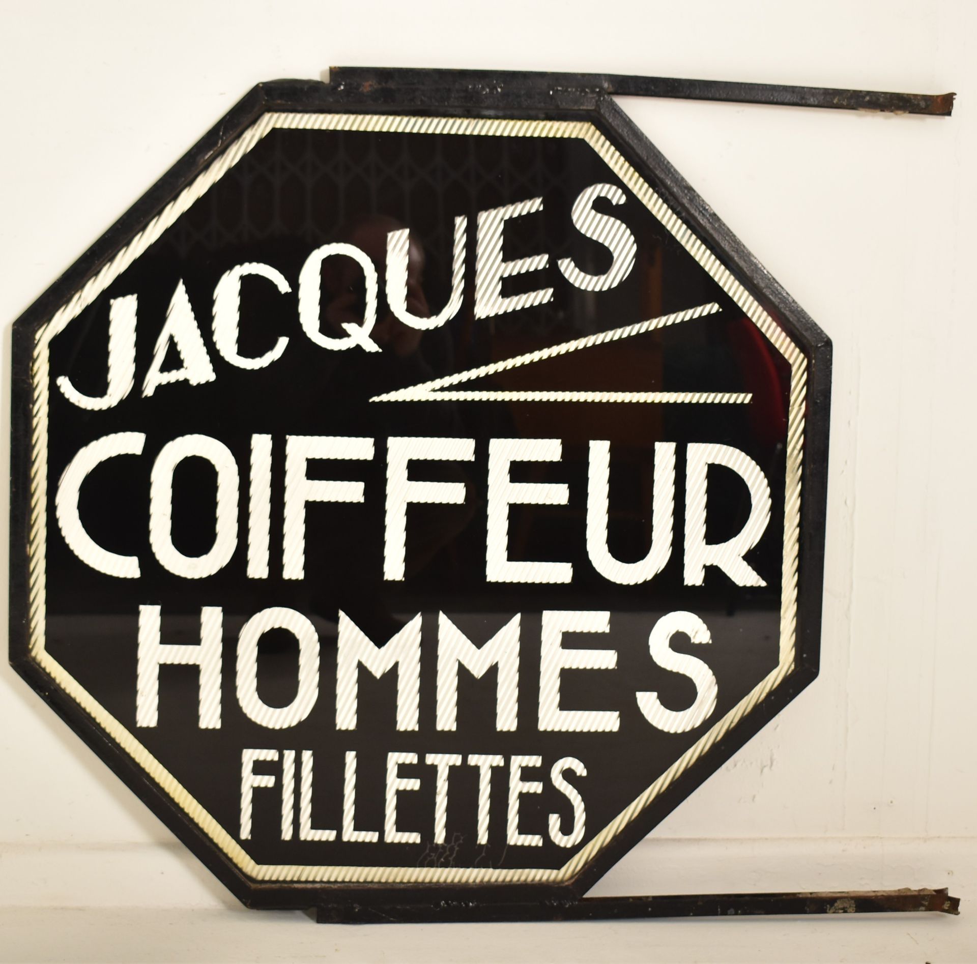 JACQUES COIFFEUR HOMMES FILLETTES - FRENCH GLASS SIGN - Image 5 of 5