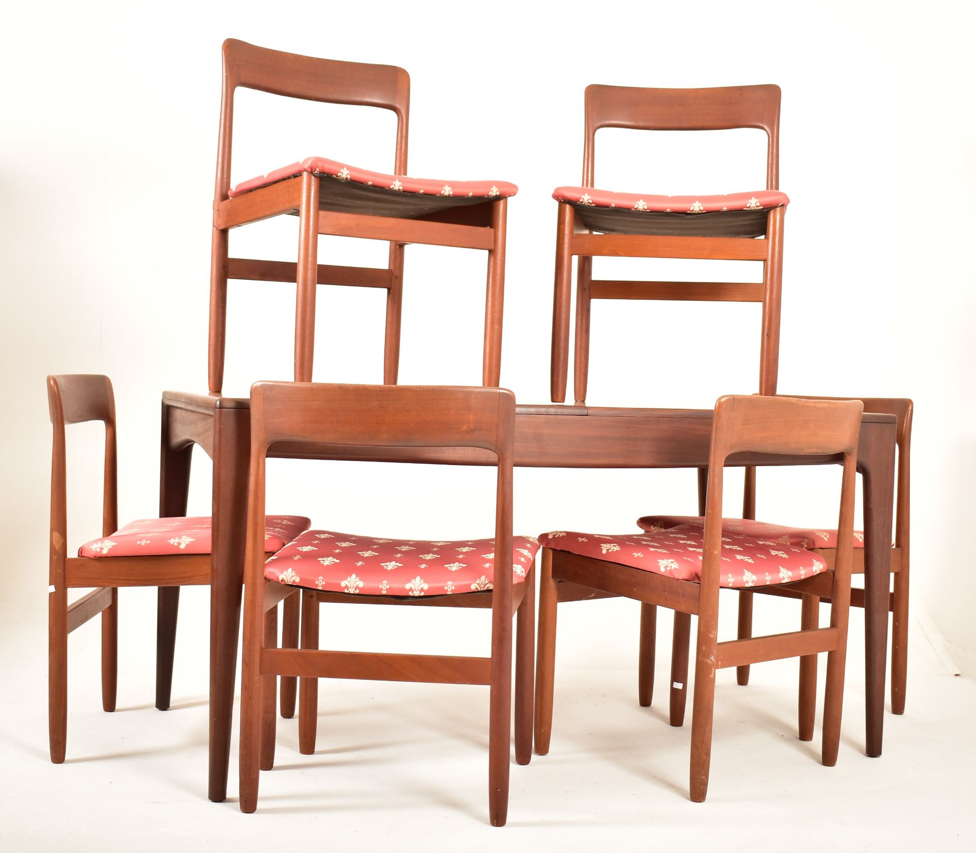 YOUNGERS - MID CENTURY 1960S TEAK DINING TABLE AND CHAIRS - Image 2 of 9