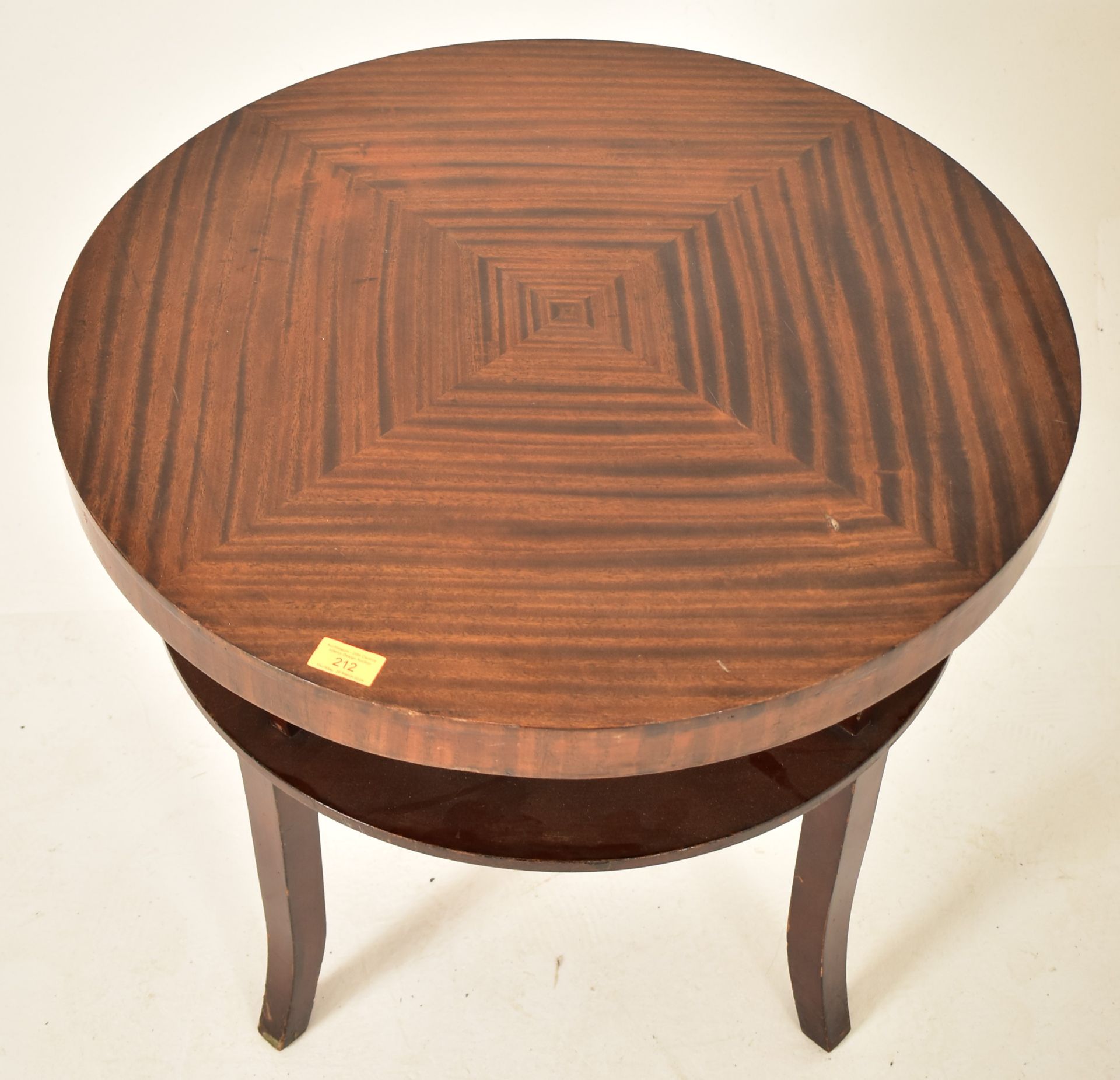 MID 20TH CENTURY WALNUT VENEERED LOW OCCASIONAL TABLE - Image 2 of 6