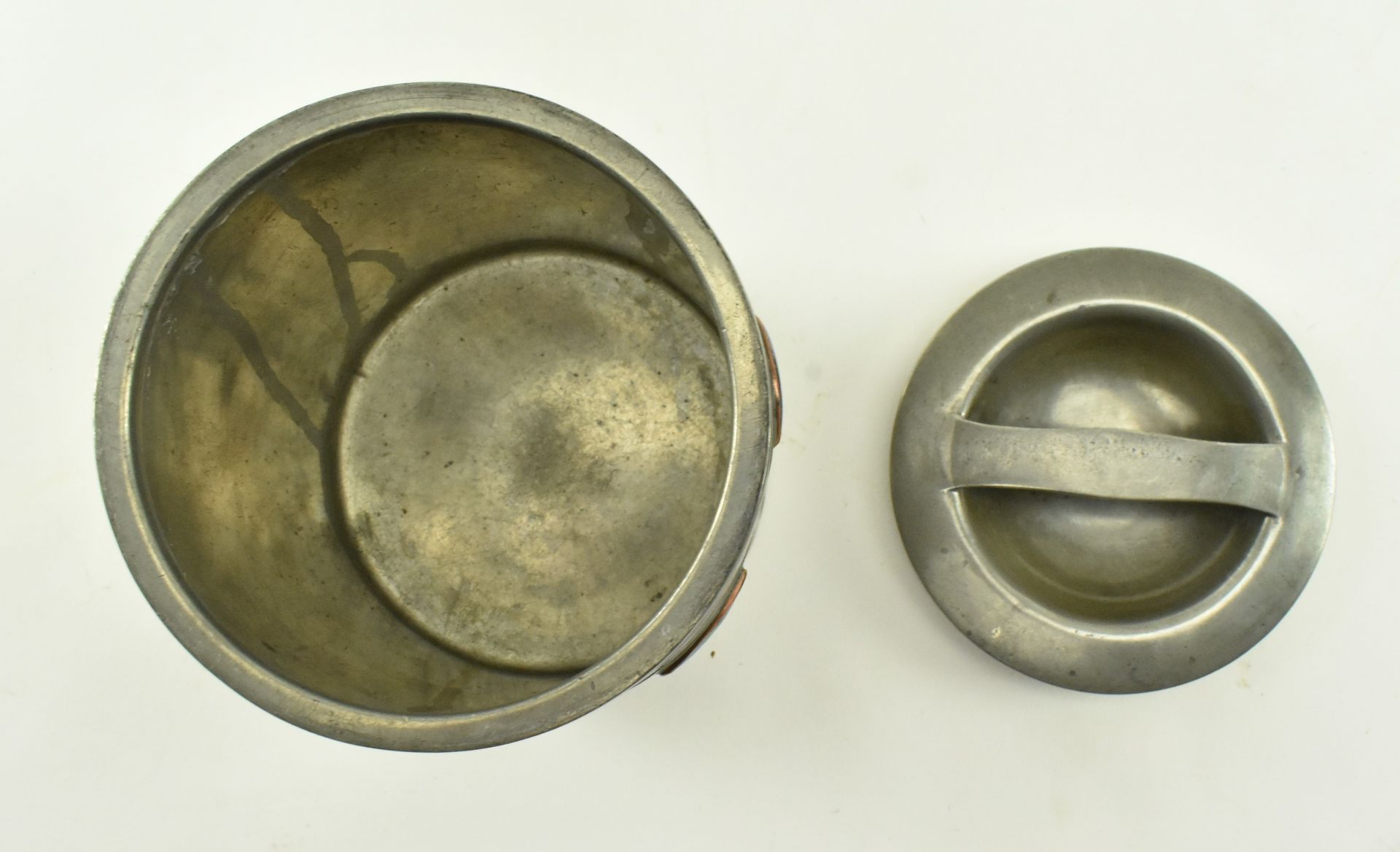 ARCHIBALD KNOX FOR LIBERTY - TUDRIC PEWTER BISCUIT BARREL - Image 4 of 6