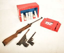 VINTAGE FAIRGROUND SHOOTING RANGE WITH TARGETS & GUNS