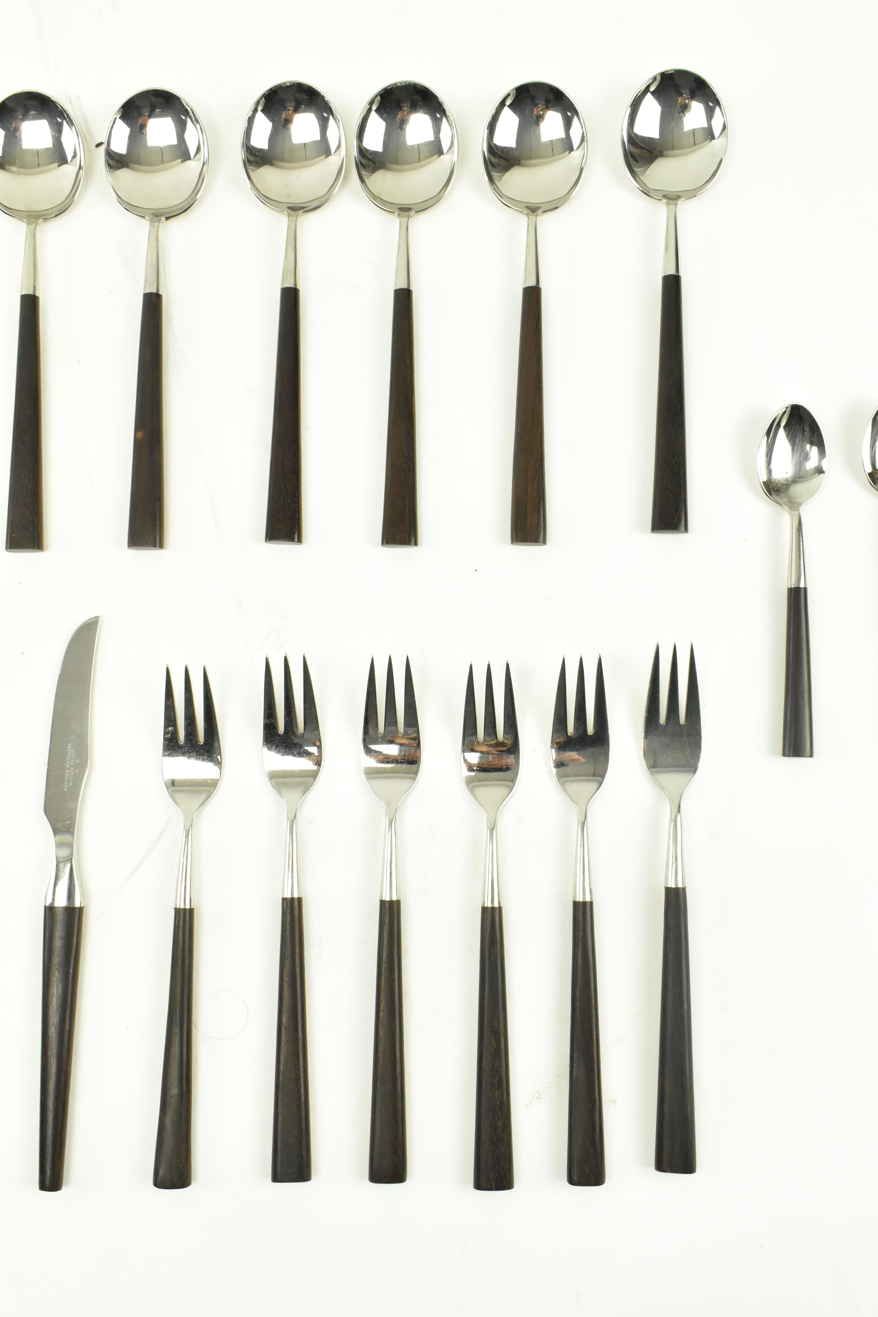 JOSEPH RODGERS - MANHATTAN TEAK HANDLED CUTLERY SERVICE - Image 3 of 8