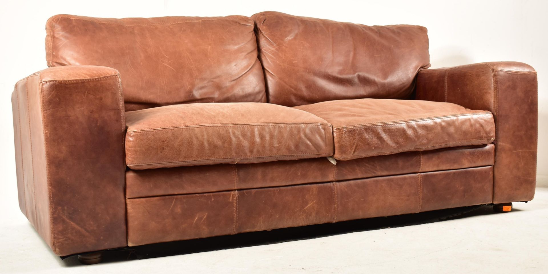 CONTEMPORARY BRITISH DESIGN TWO SEATER LEATHER SOFA