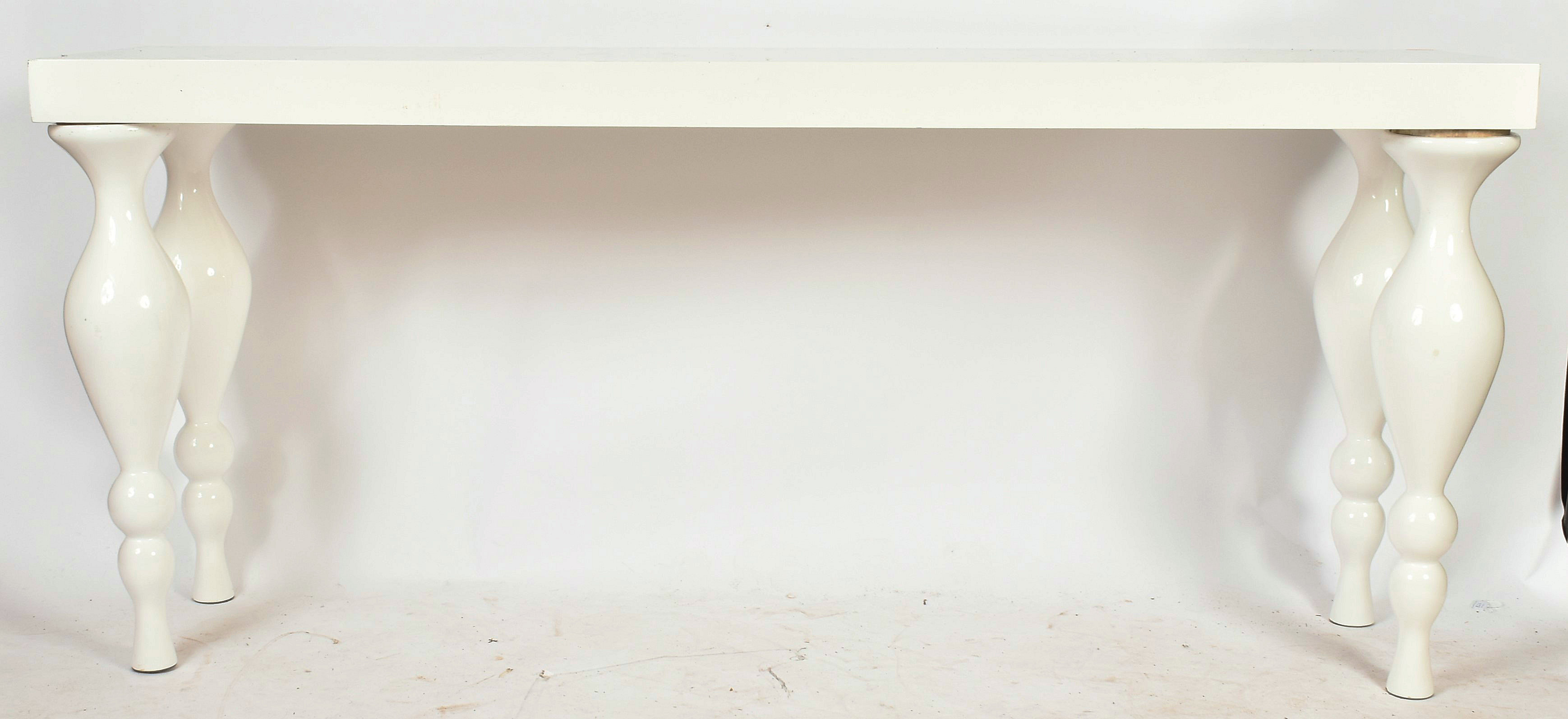 LARGE CONTEMPORARY DESIGNED GLOSS WHITE CONSOLE TABLE