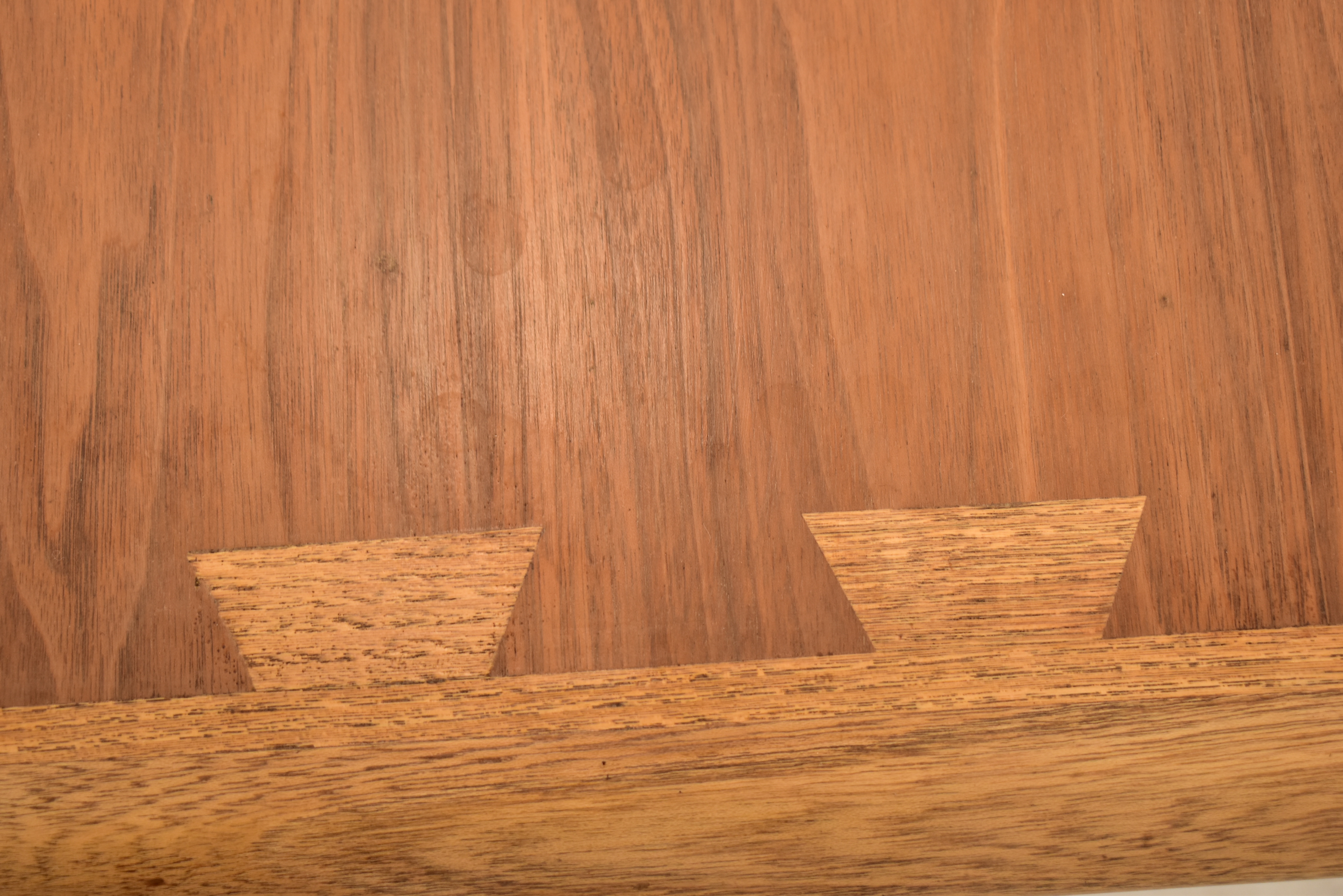 LANE ALTAVISTA - AMERICAN DESIGNER TEAK AND WALNUT TABLE - Image 3 of 6