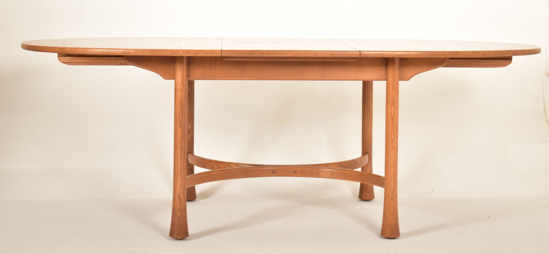 ERCOL - SAVILLE - EXTENDING DINING TABLE AND EIGHT CHAIRS - Image 3 of 10