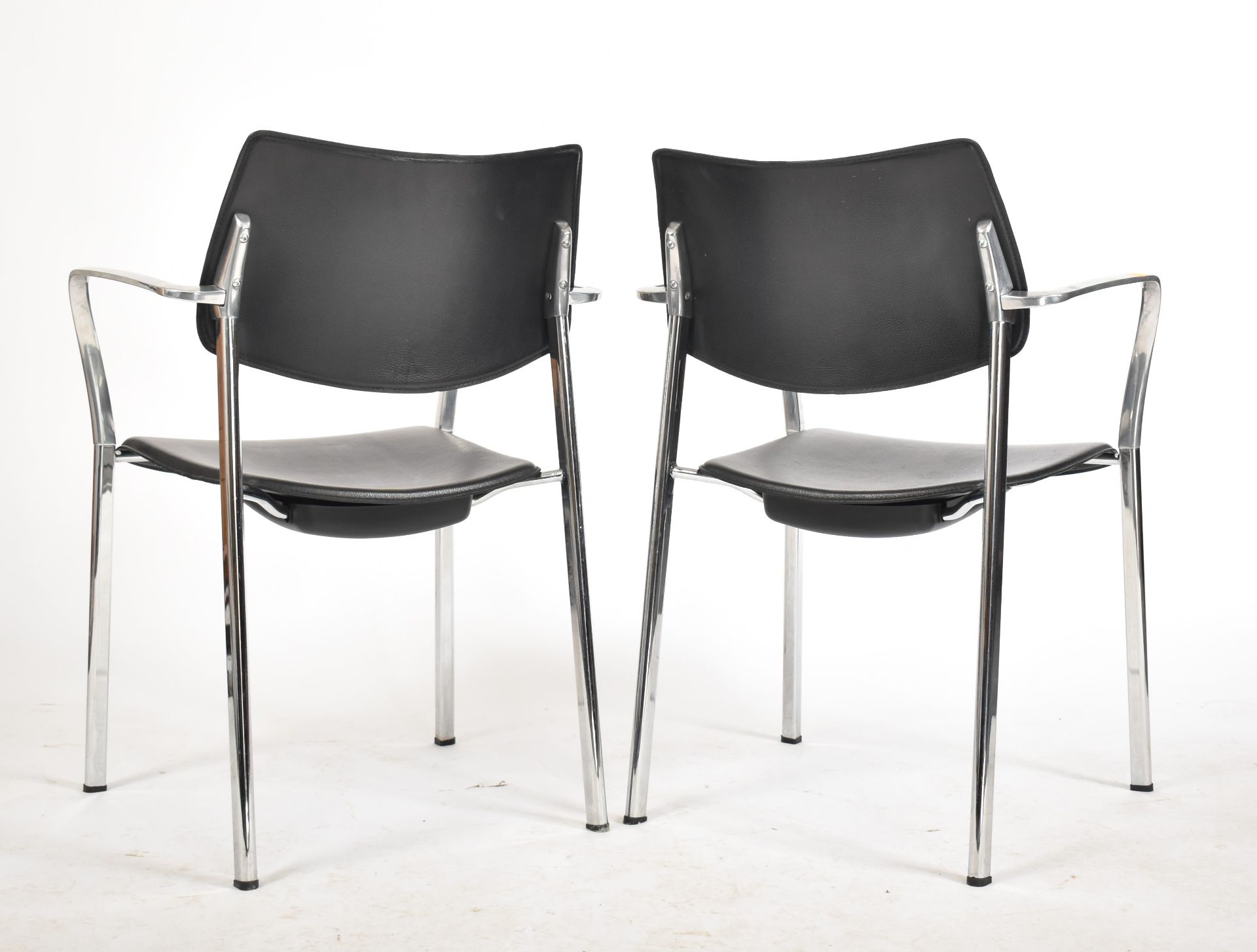 JORGE PENSI FOR AKABA - PAIR OF RETRO BRANKA CHAIRS - Bild 5 aus 6