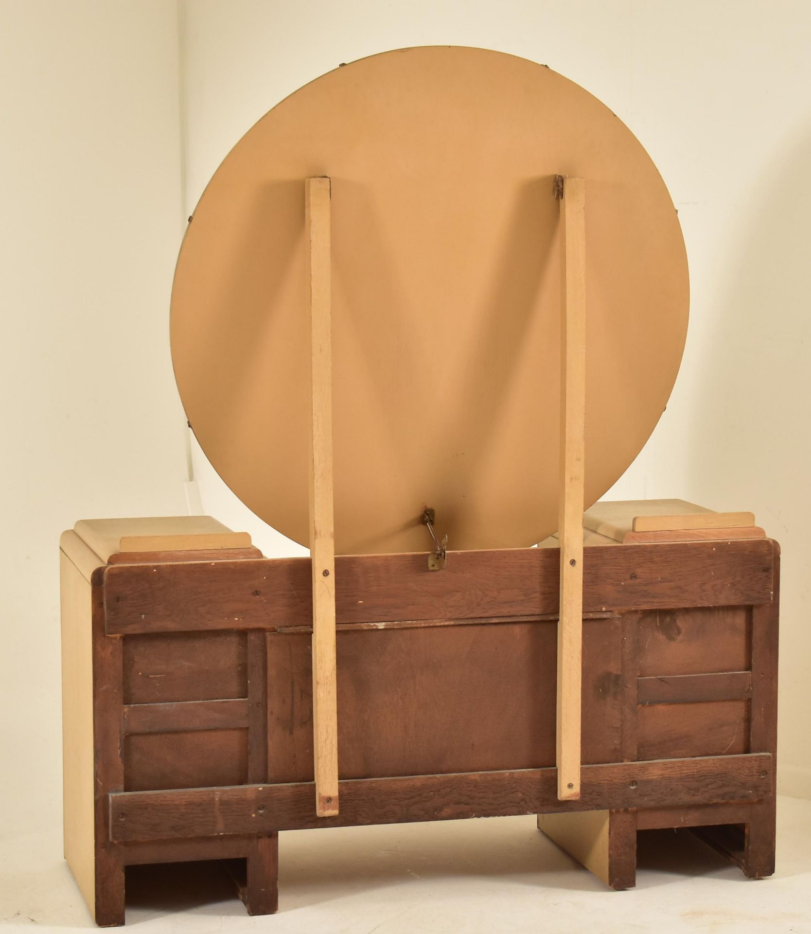 ART DECO 1930S LIMED OAK & EBONY THREE PIECE BEDROOM SUITE - Image 22 of 29