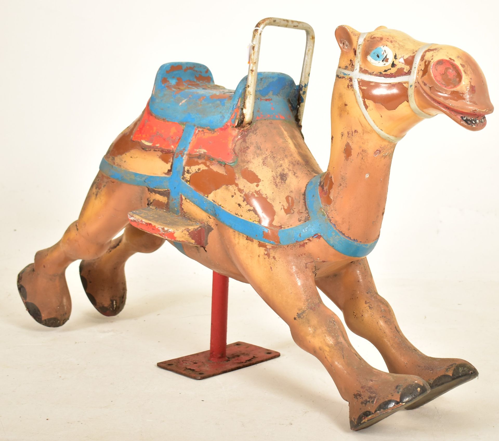 CAMEL JUVENILE RIDE - 20TH CENTURY FAIRGROUND FIBERGLASS RIDE