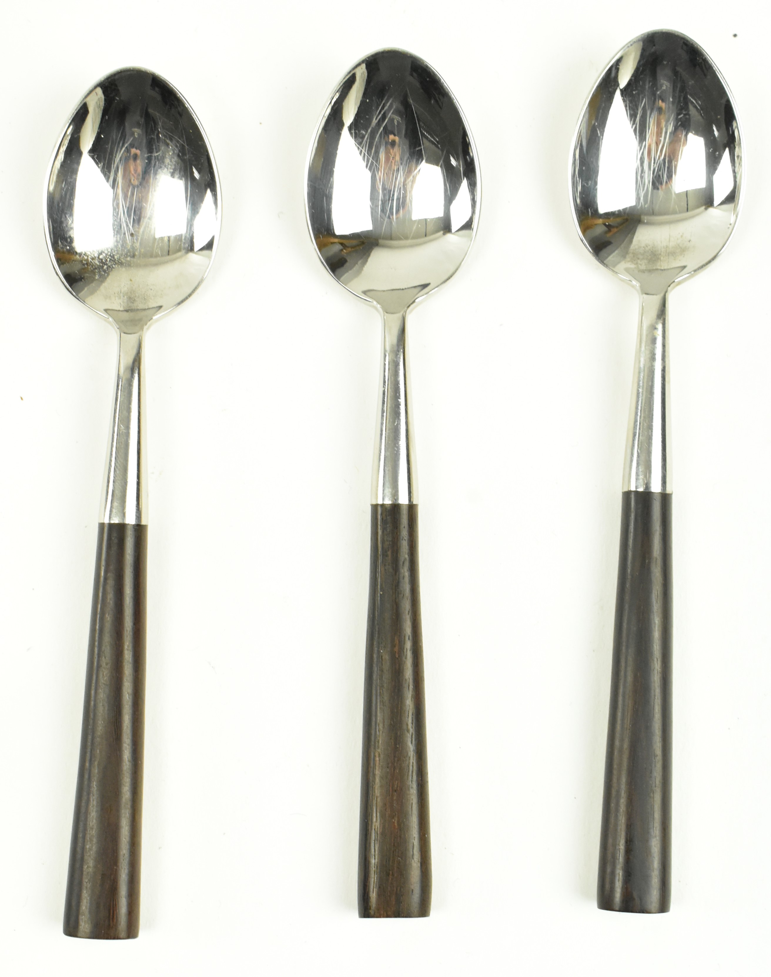 JOSEPH RODGERS - MANHATTAN TEAK HANDLED CUTLERY SERVICE - Image 7 of 8