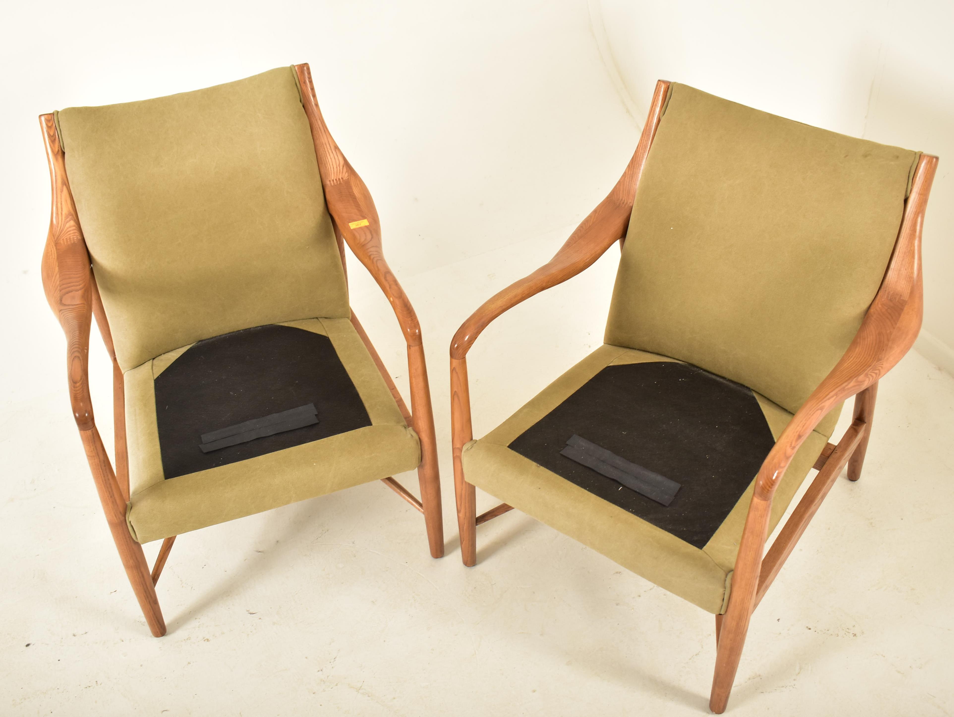 PAIR OF CONTEMPORARY RETRO STYLE OAK FRAMED ARMCHAIRS - Image 2 of 4