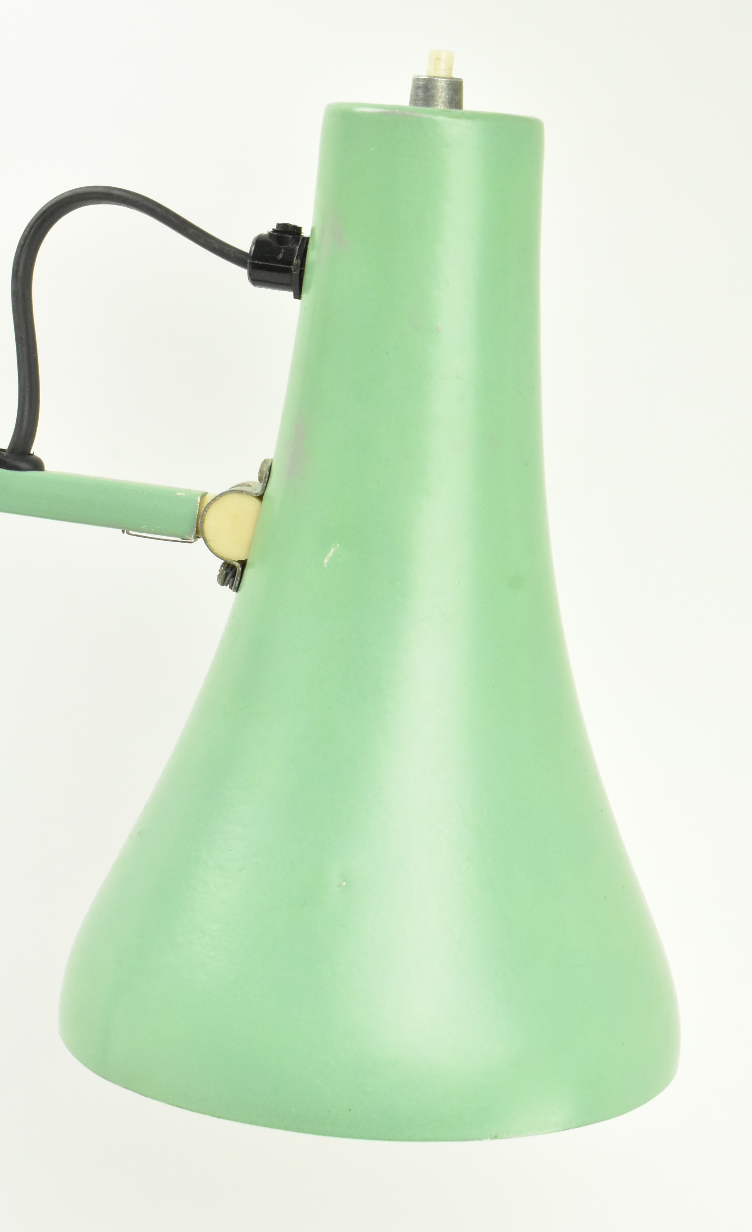 HERBERT TERRY - MODEL 90 - RETRO ANGLEPOISE DESK LAMP - Image 4 of 7