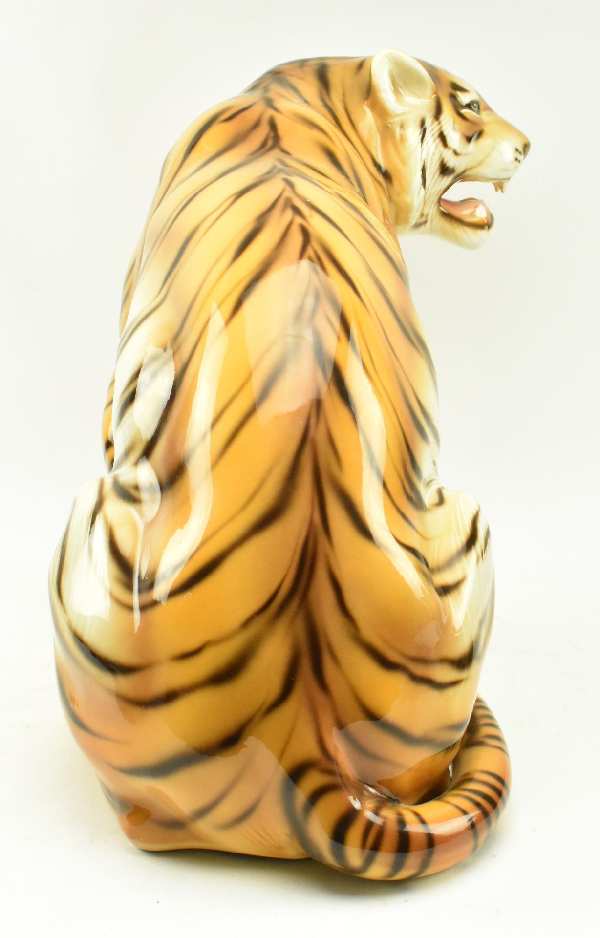 LARGE 1960S ITALIAN FLOOR STANDING CERAMIC TIGER - Bild 5 aus 10