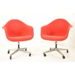 RM & V - MATCHING PAIR OF FIBERGLASS SHELLED SWIVEL CHAIRS