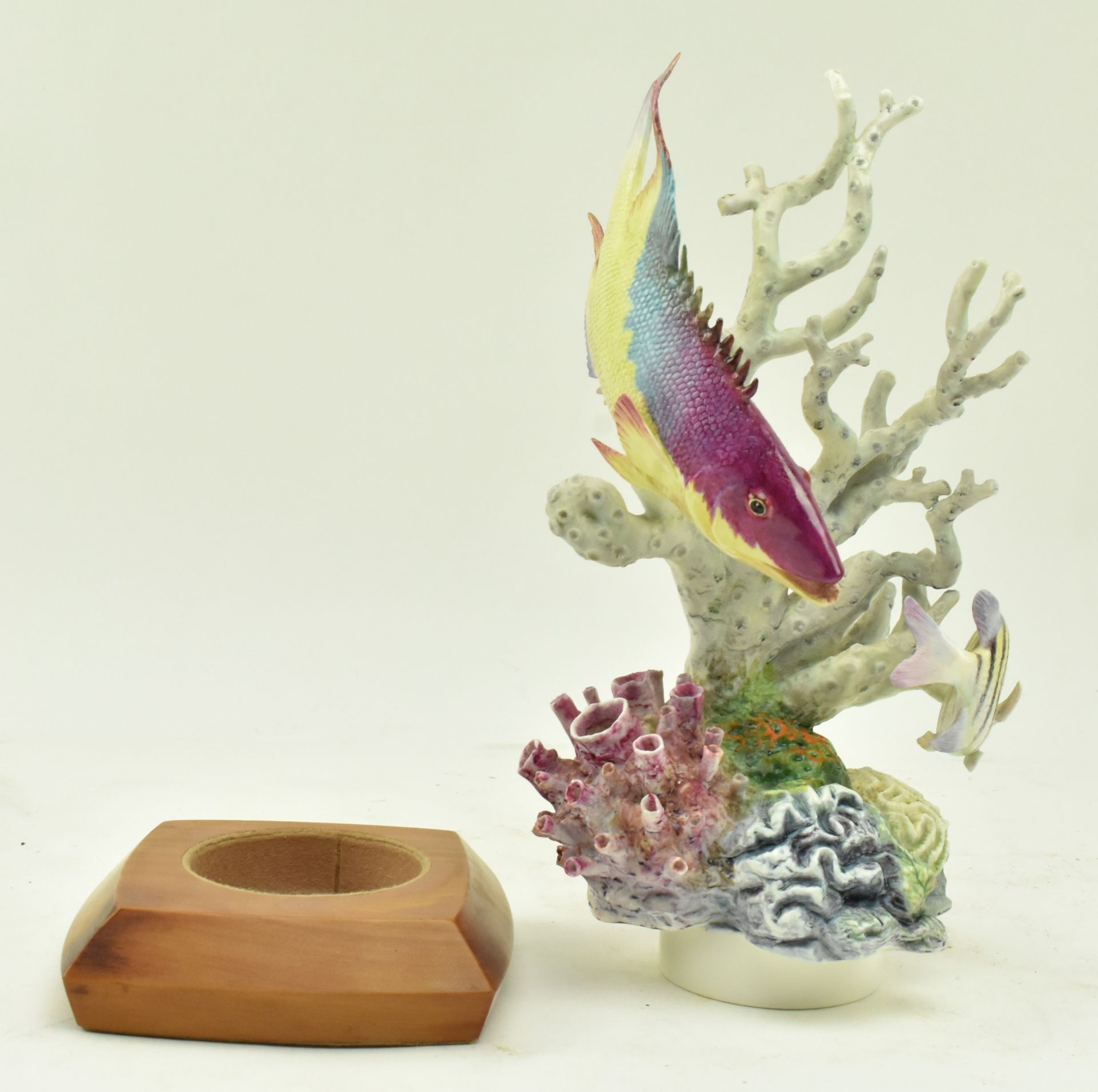 1950S ROYAL WORCESTER FISH SCULPTURE BY RON VAN RUYCKEVELT - Image 6 of 8