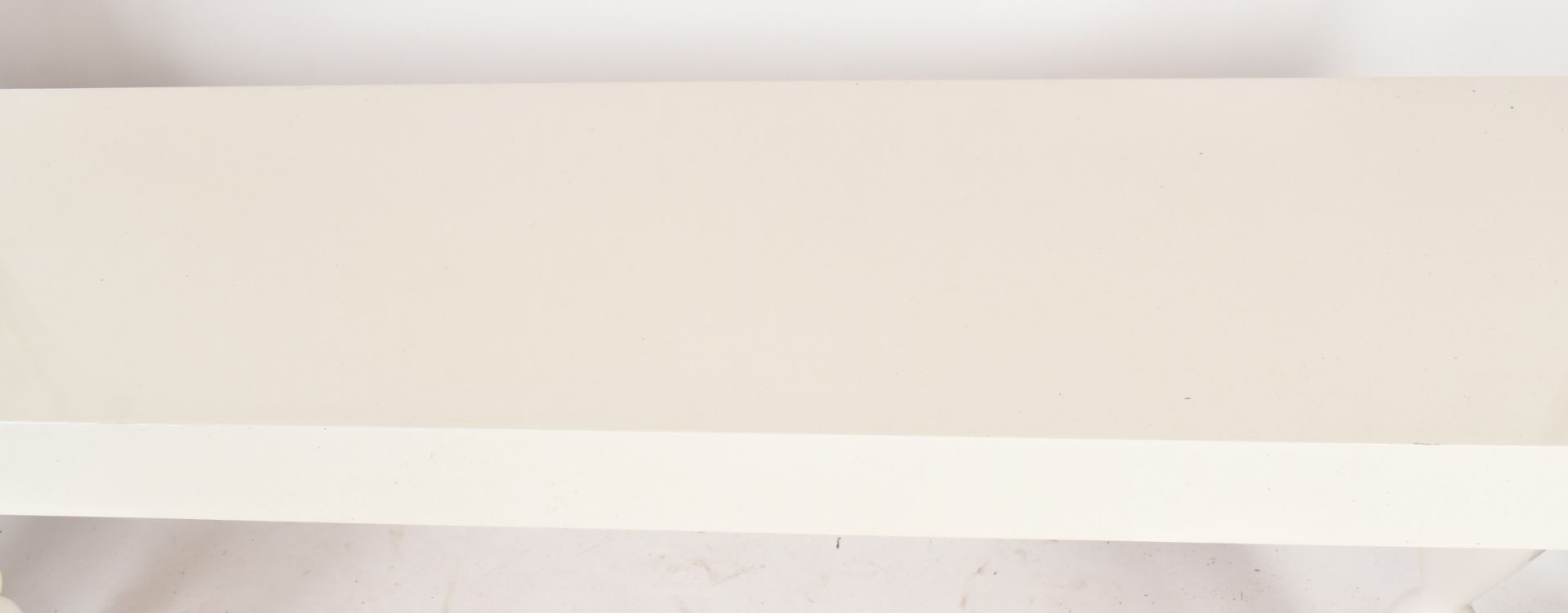 LARGE CONTEMPORARY DESIGNED GLOSS WHITE CONSOLE TABLE - Image 2 of 8