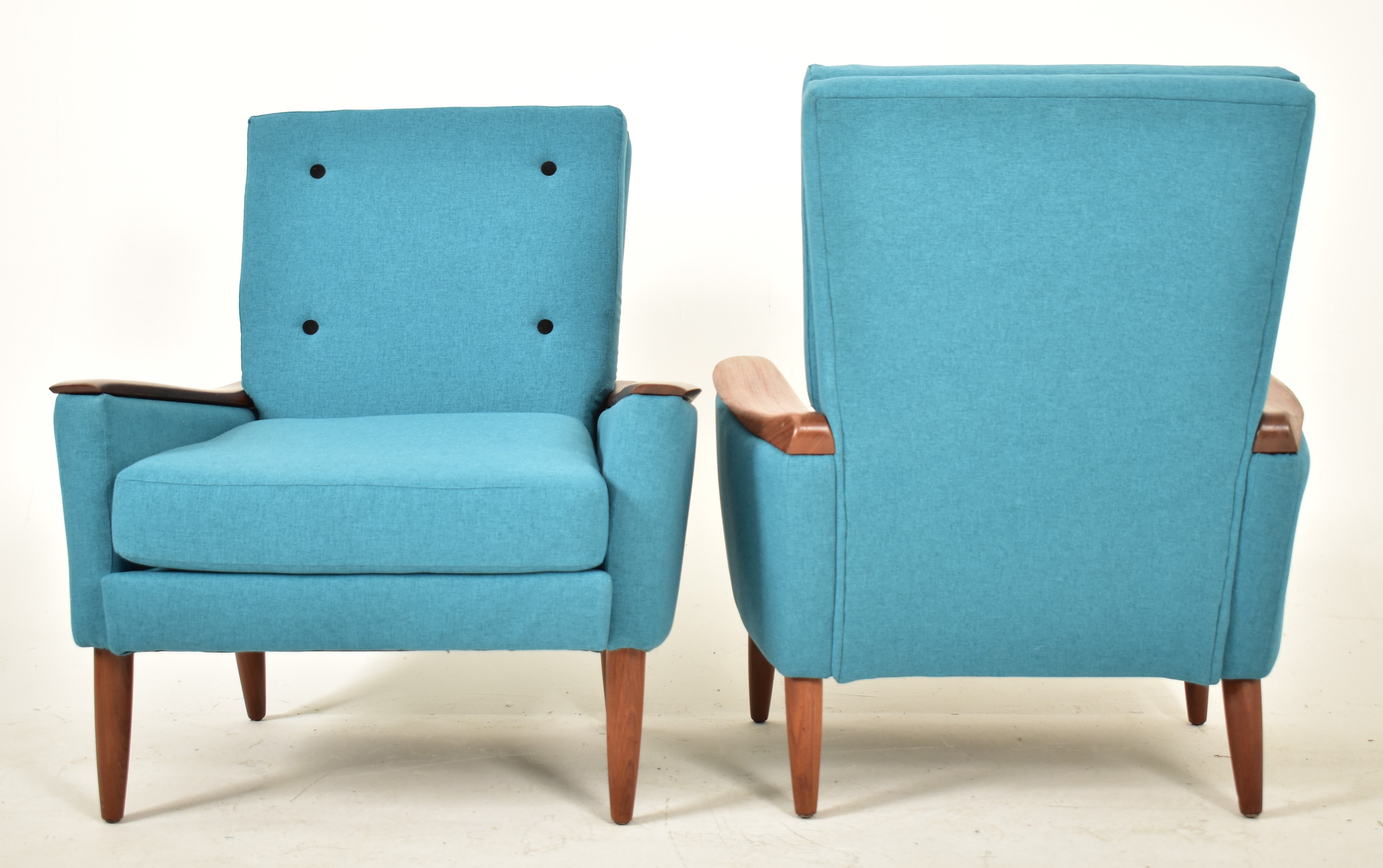 GREAVES & THOMAS - PAIR OF 20TH CENTURY TEAK ARMCHAIRS - Image 3 of 5