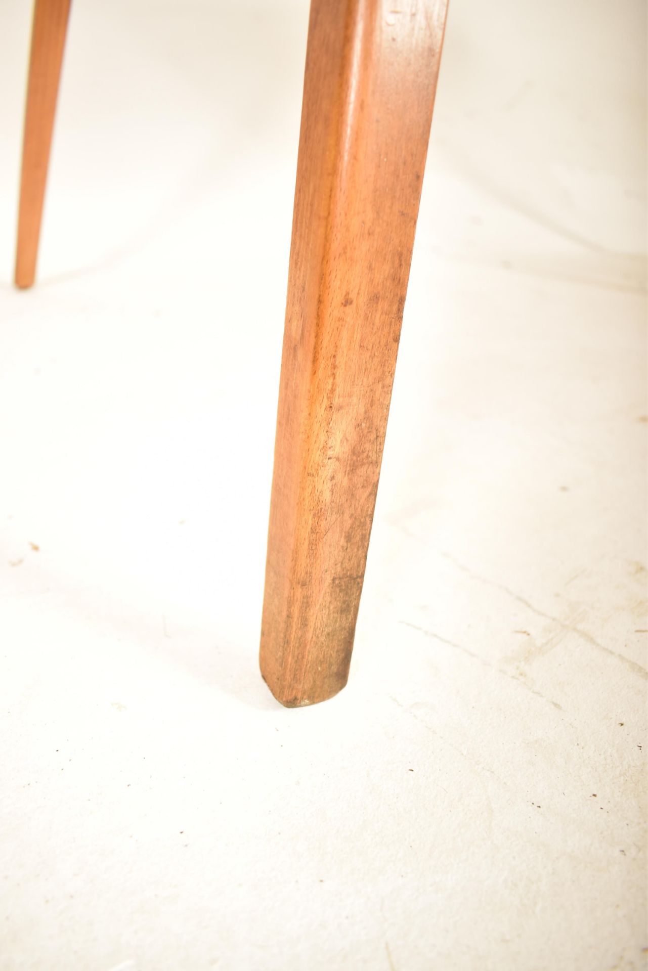 ERCOL - GRAND PLANK - MID CENTURY BEECH AND ELM TABLE - Image 5 of 6