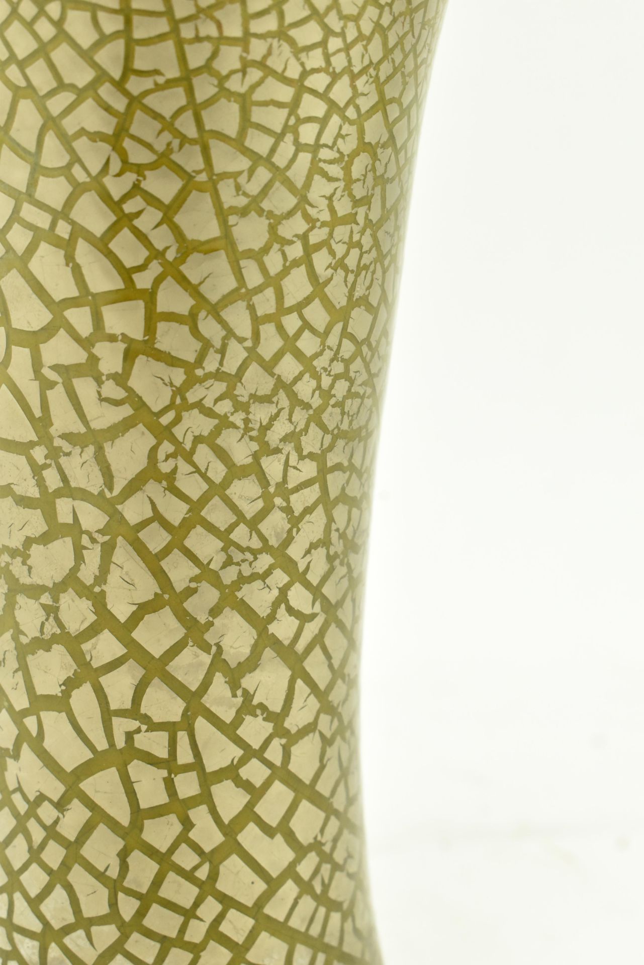 ELTONWARE - CLEVEDON - PLATINUM CRACKLE GLAZE VASE - Image 4 of 5